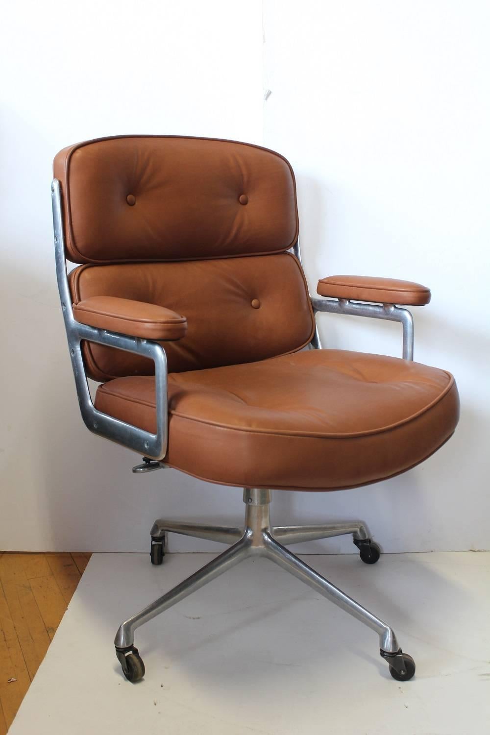 American Time Life Executive Leather Chair by Eames for Herman Miller