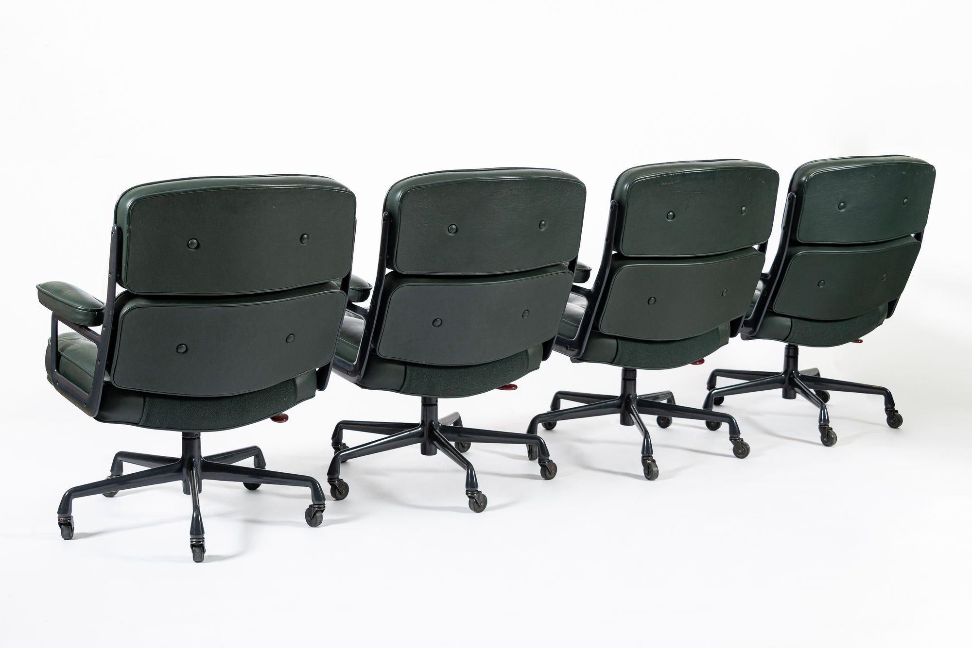 Sedie da ufficio Time Life Greene & Greene di Eames per Herman Miller 1996, set da 4 in vendita 6
