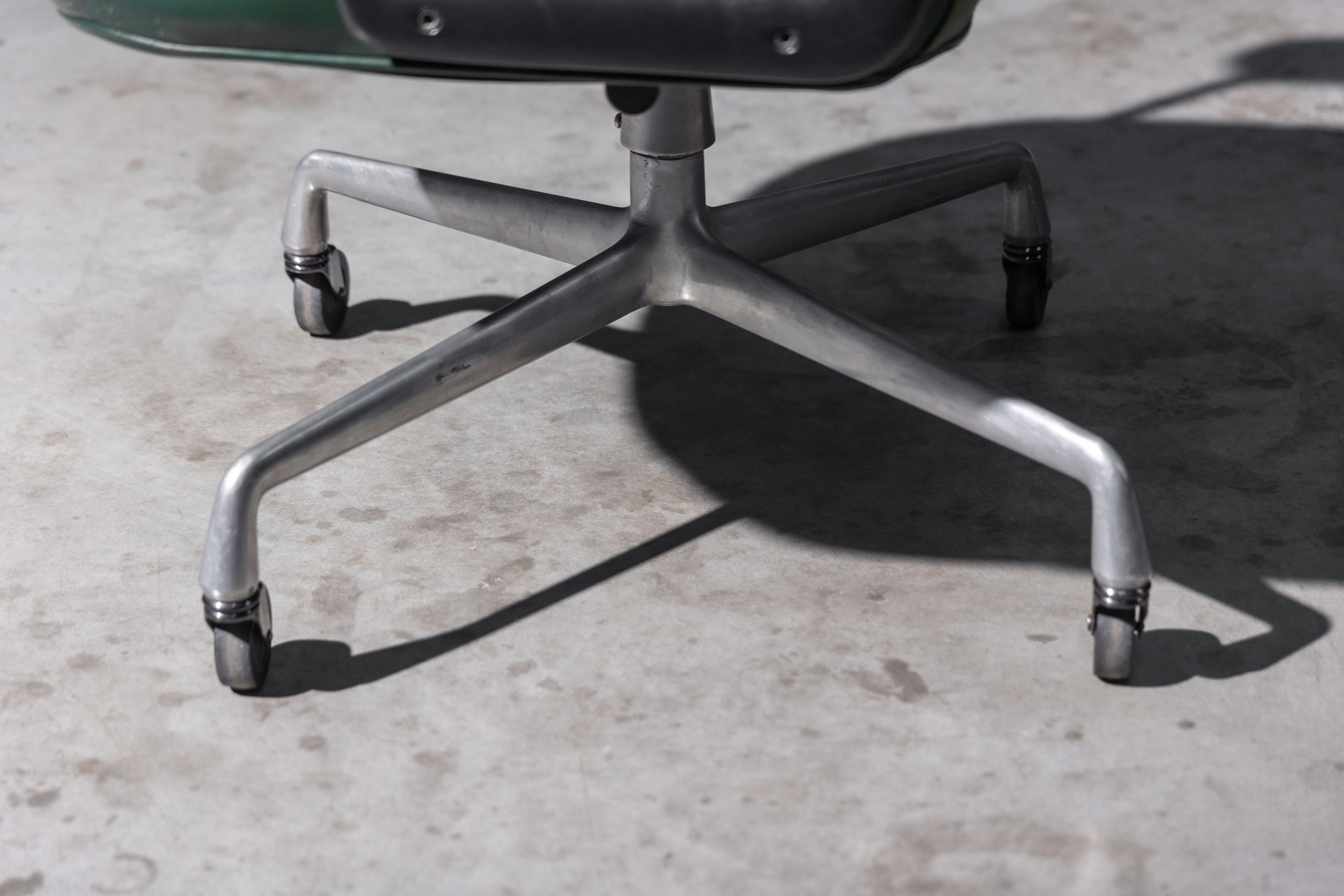 Time Life Lobby Chair by Charles and Ray Eames for Herman Miller, USA, 1960s 4