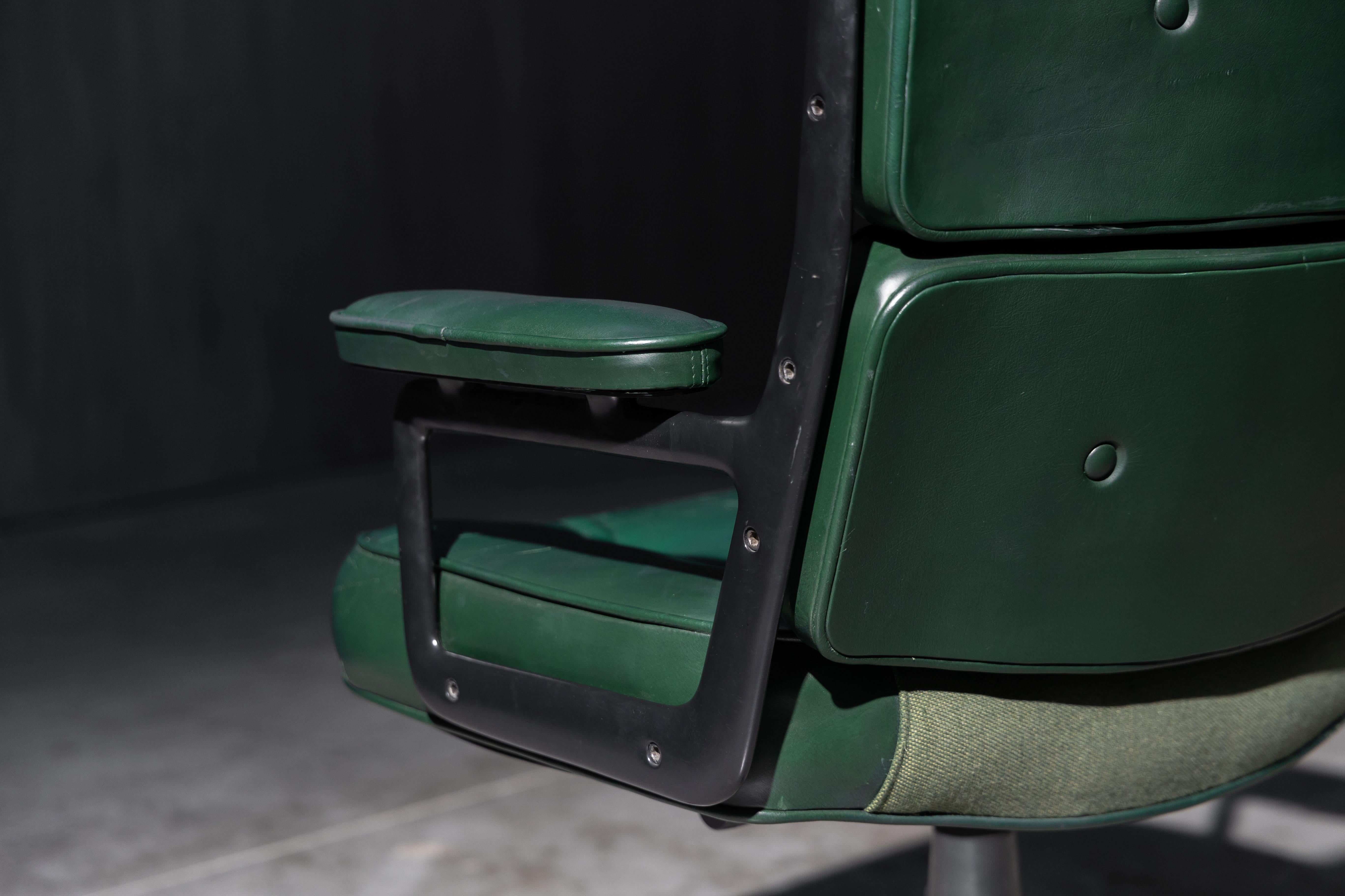 Time Life Lobby Chair by Charles and Ray Eames for Herman Miller, USA, 1960s 5