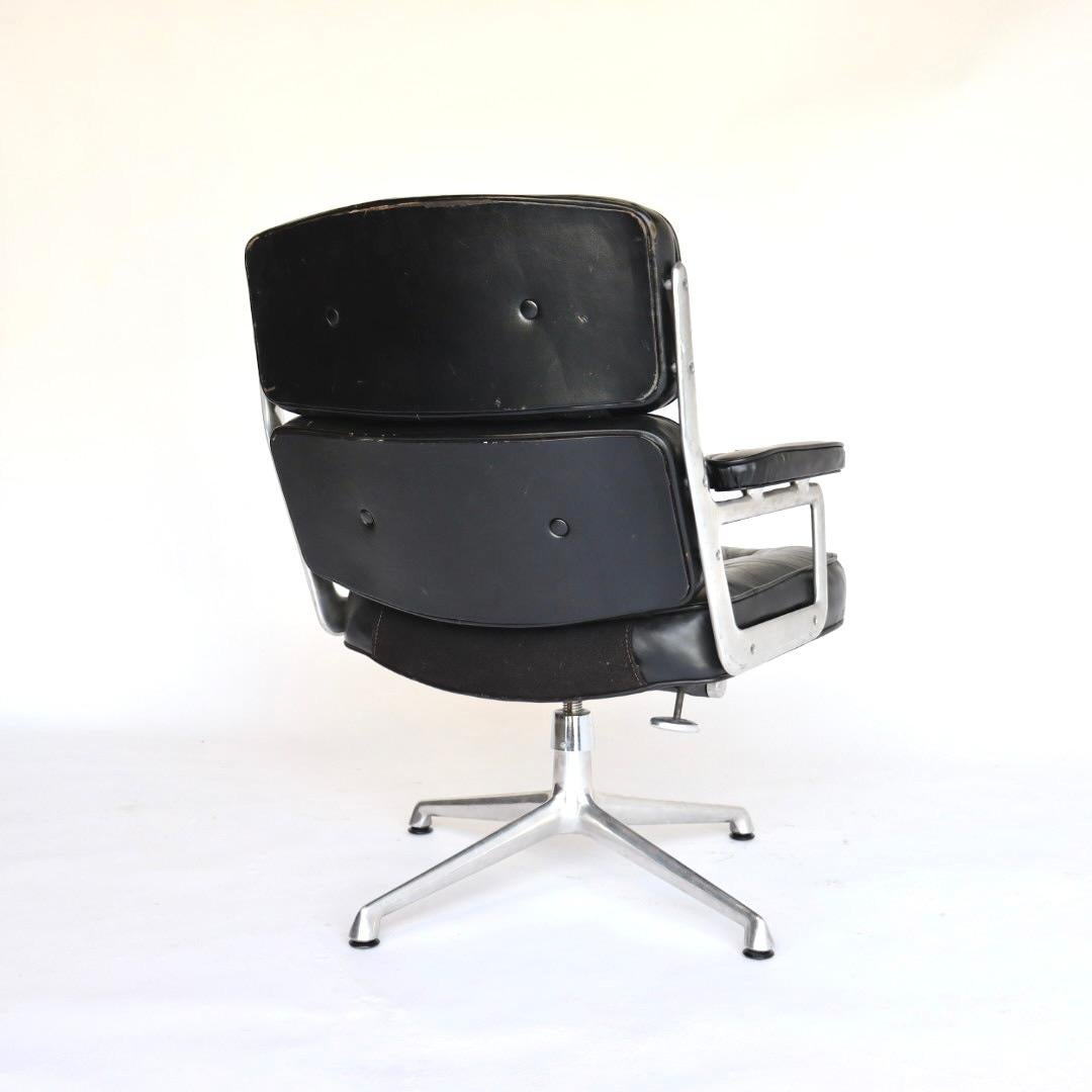 Mid-Century Modern Time Life Lobby Lounge Chair by Charles & Ray Eames for Herman Miller