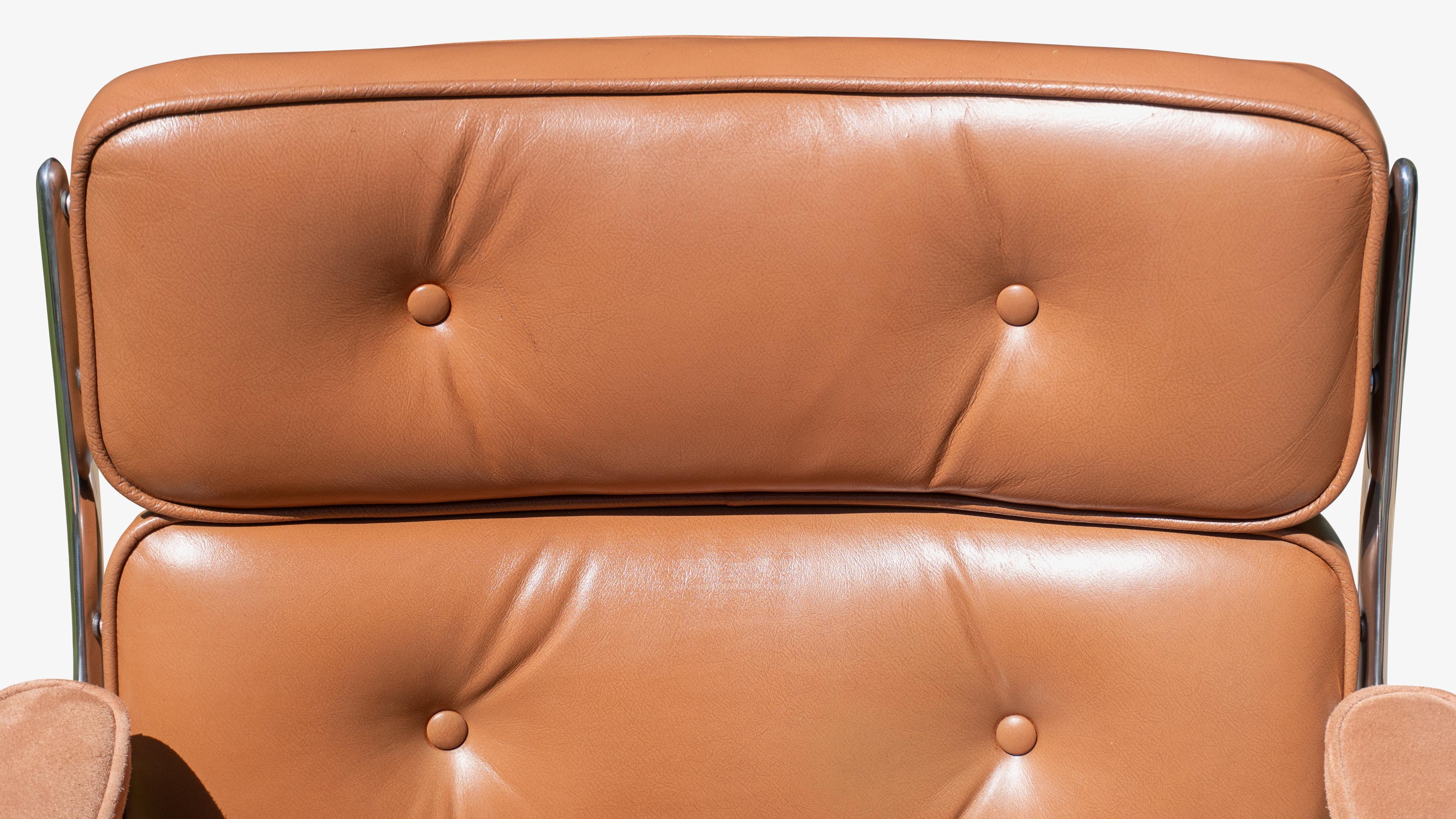 Metal Time-Life Lounge Chair in Leather by Charles & Ray Eames for Herman Miller