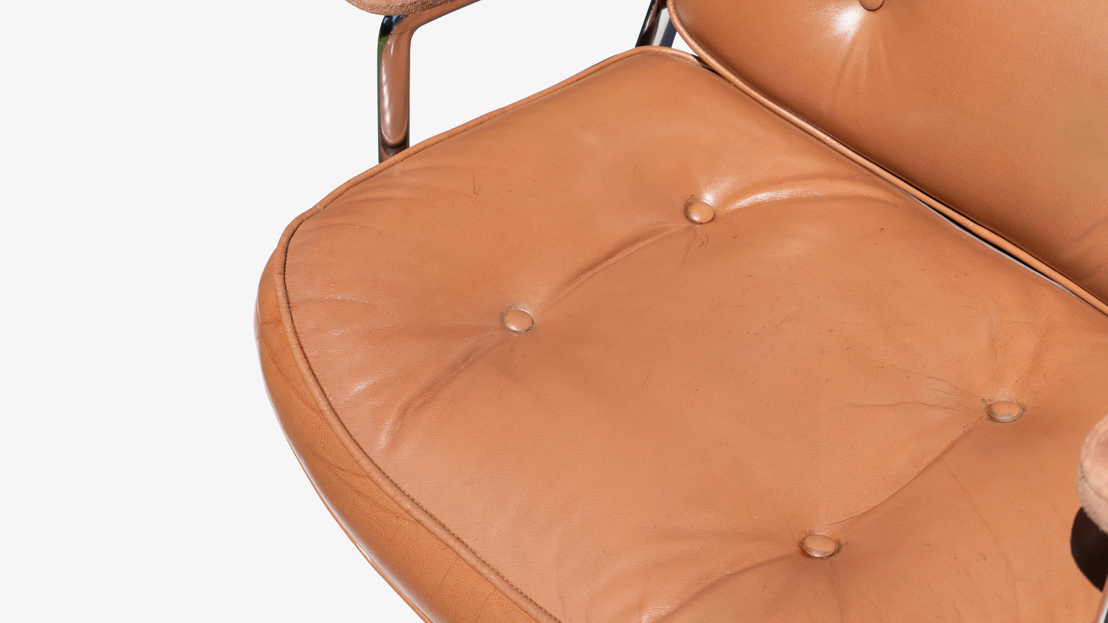 Time-Life Lounge Chair in Leather by Charles & Ray Eames for Herman Miller 1