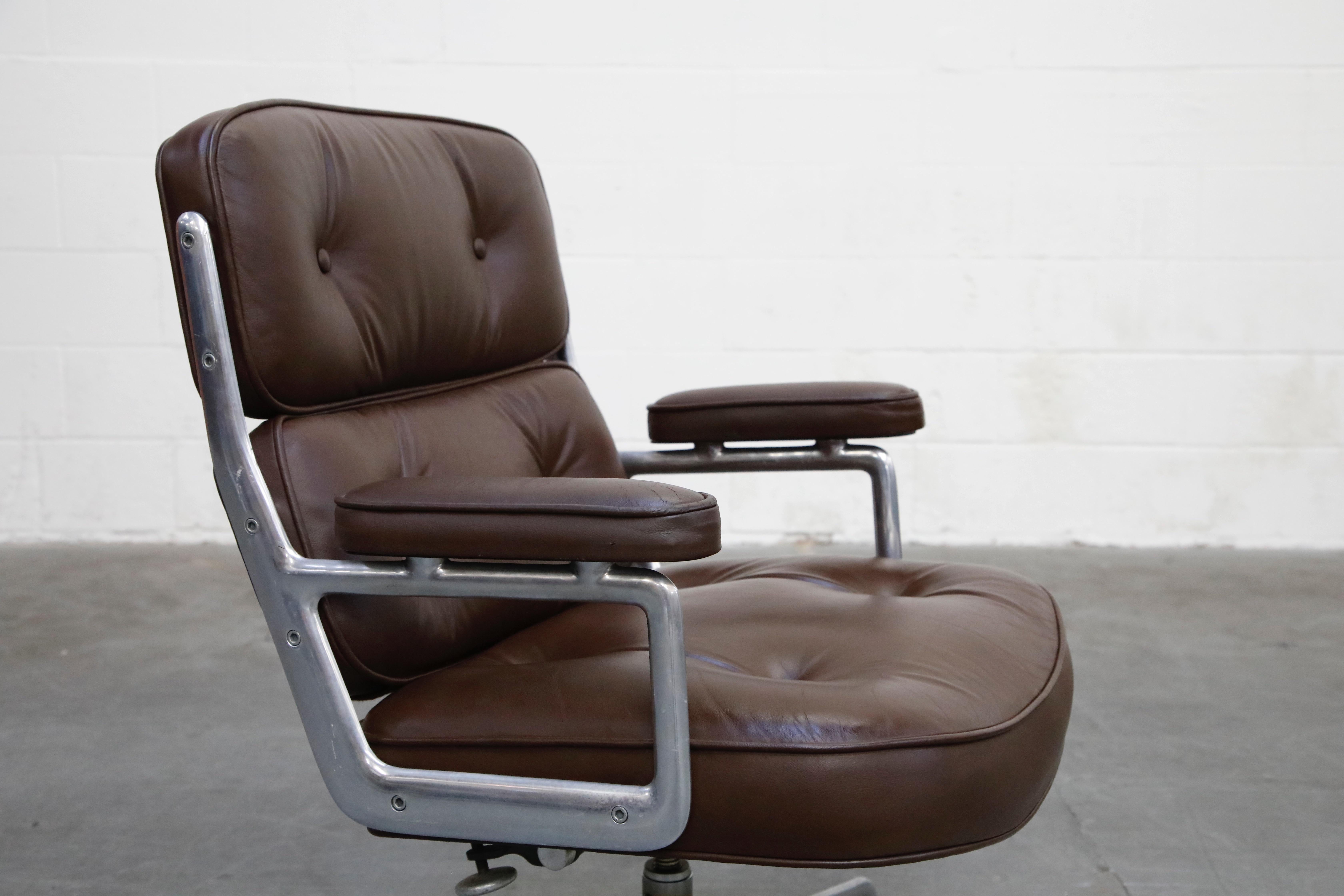 Time Life Swivel Lounge Chairs by Charles Eames for Herman Miller, 1977, Signed 6