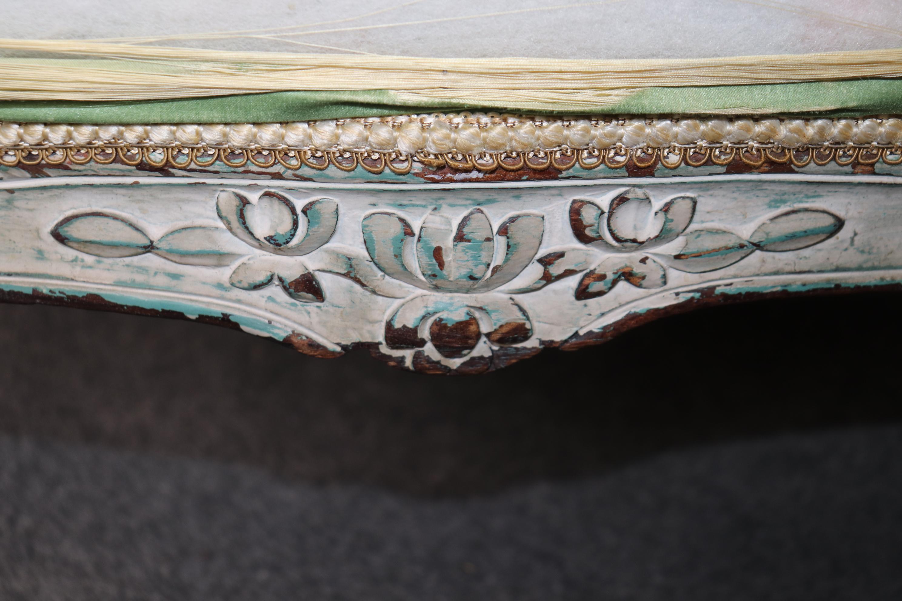 Time-worn Antique French Louis 18th century Carved Walnut Bergere Chairs For Sale 5