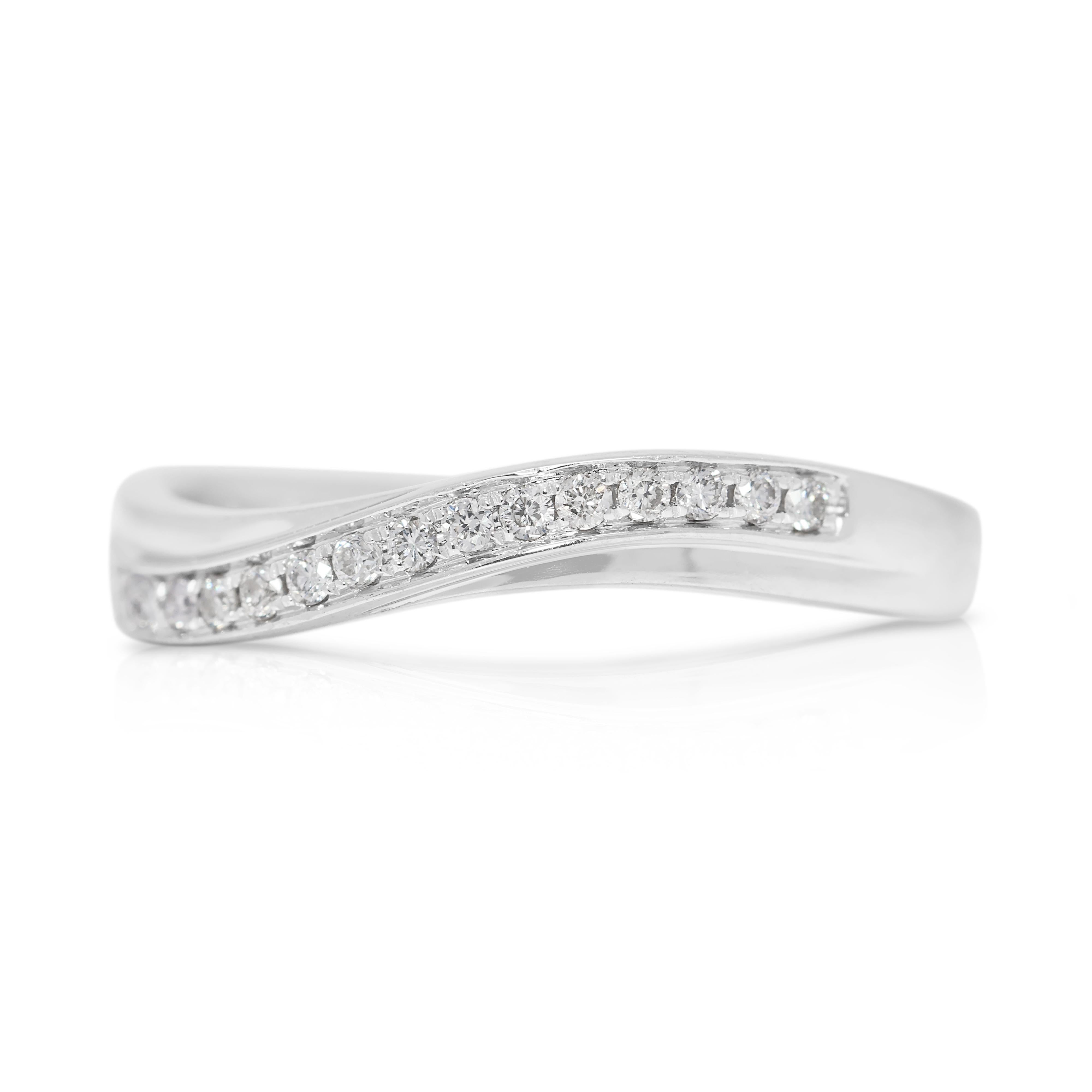 Round Cut Timeles 0.11ct Natural Diamond Ring  in 18K White Gold For Sale