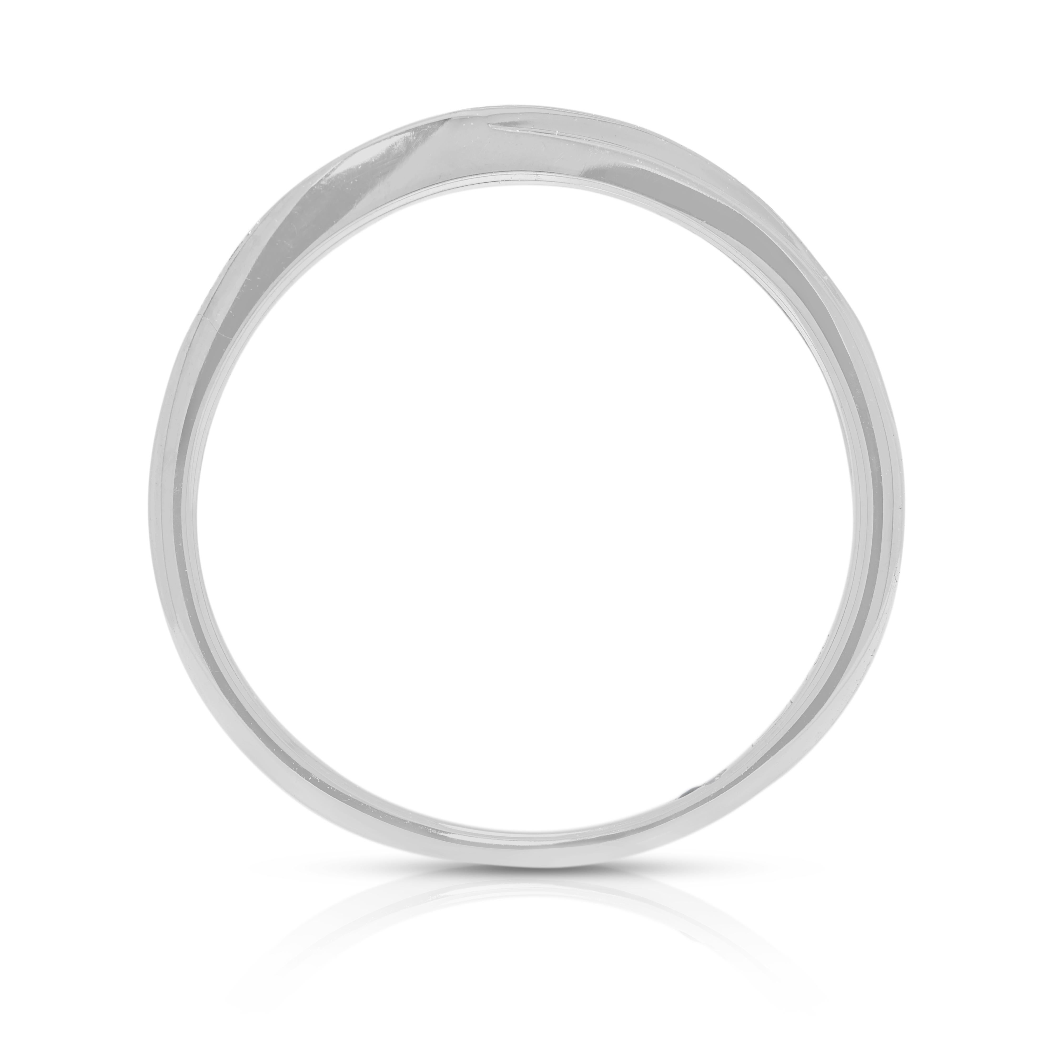 Timeles 0.11ct Natural Diamond Ring  in 18K White Gold For Sale 2