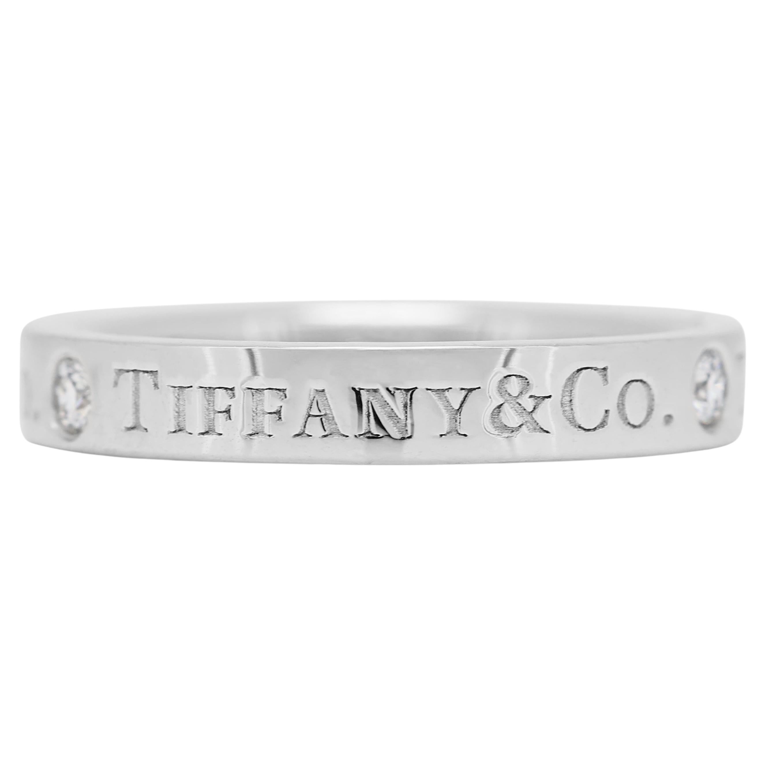 Timeless 0,05ct Diamond Platinum Ring von Tiffany & Co. im Angebot