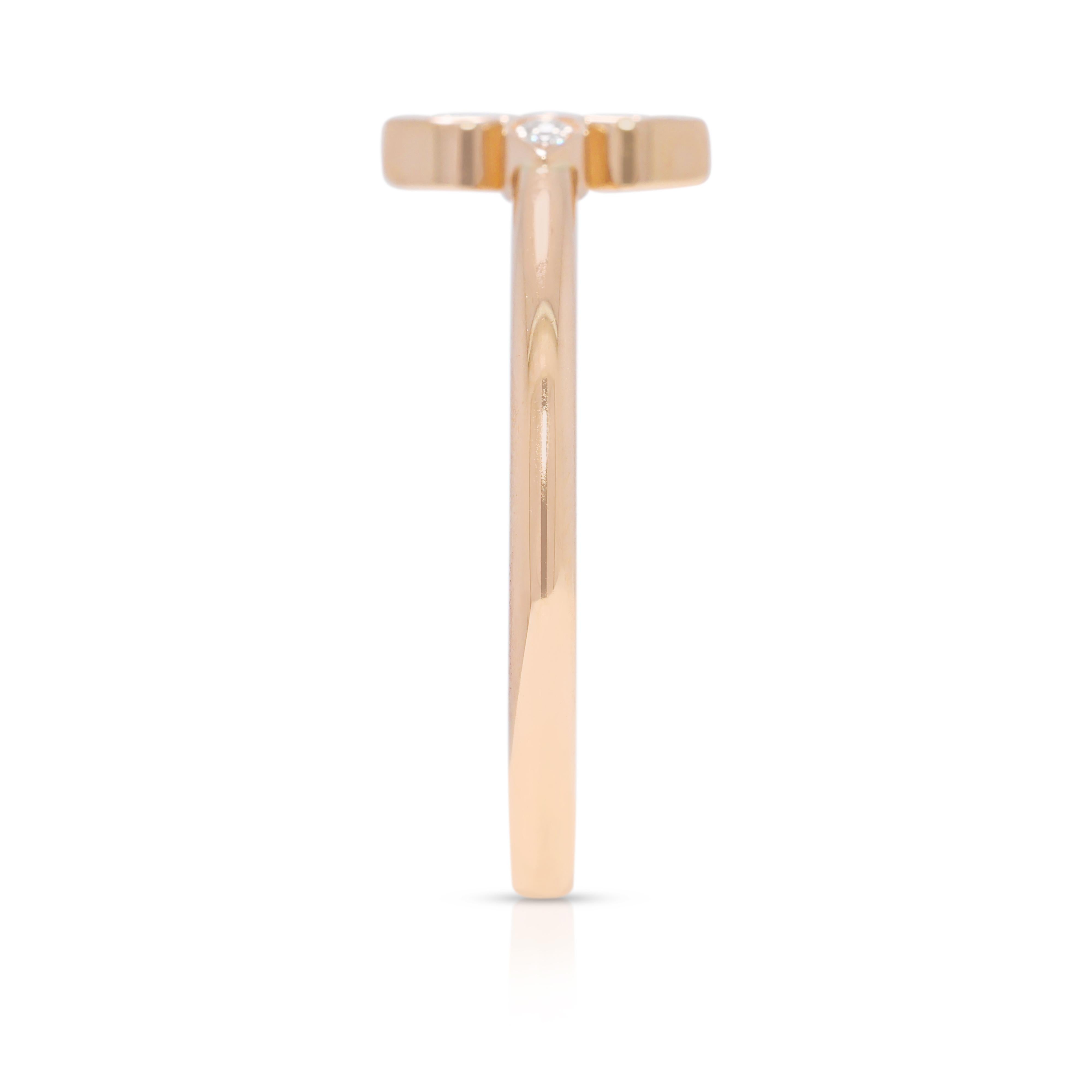 Timeless 0.06ct Natural Diamond Idylle Blossom Ring in 18K Rose Gold In Excellent Condition For Sale In רמת גן, IL