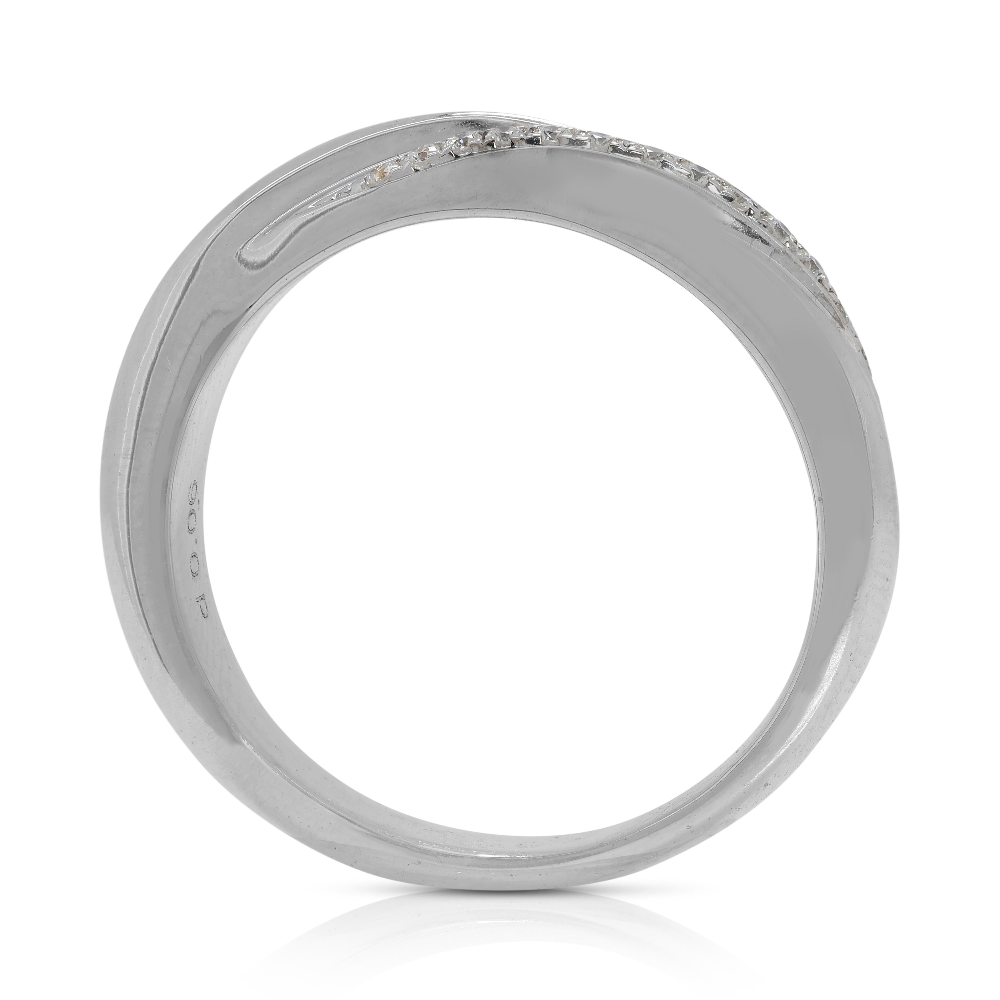 Timeless 0.06ct Natural Diamond Ring in 18K White Gold For Sale 2