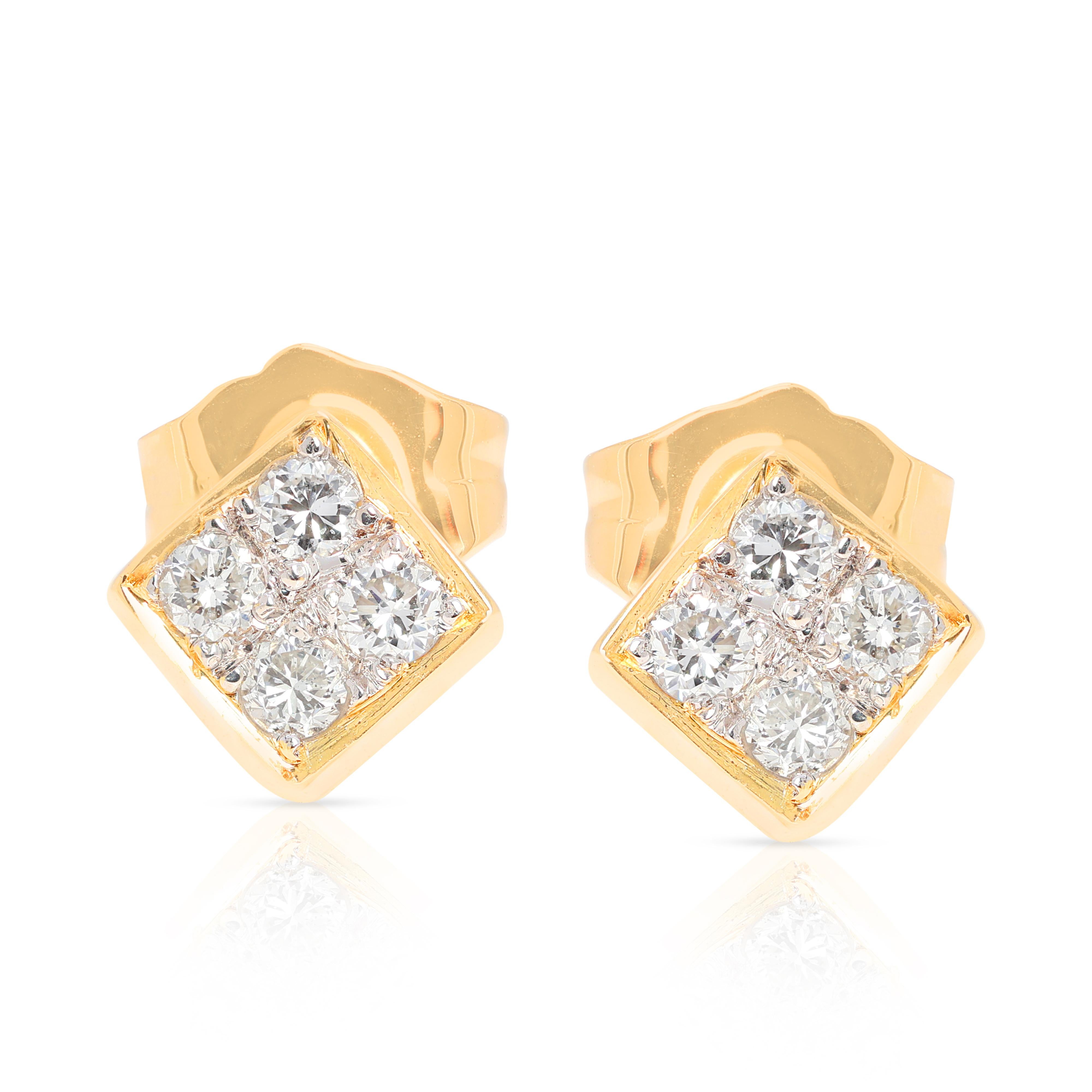 Timeless 0.24ct Diamond Stud Earrings in 18K Yellow Gold For Sale 2