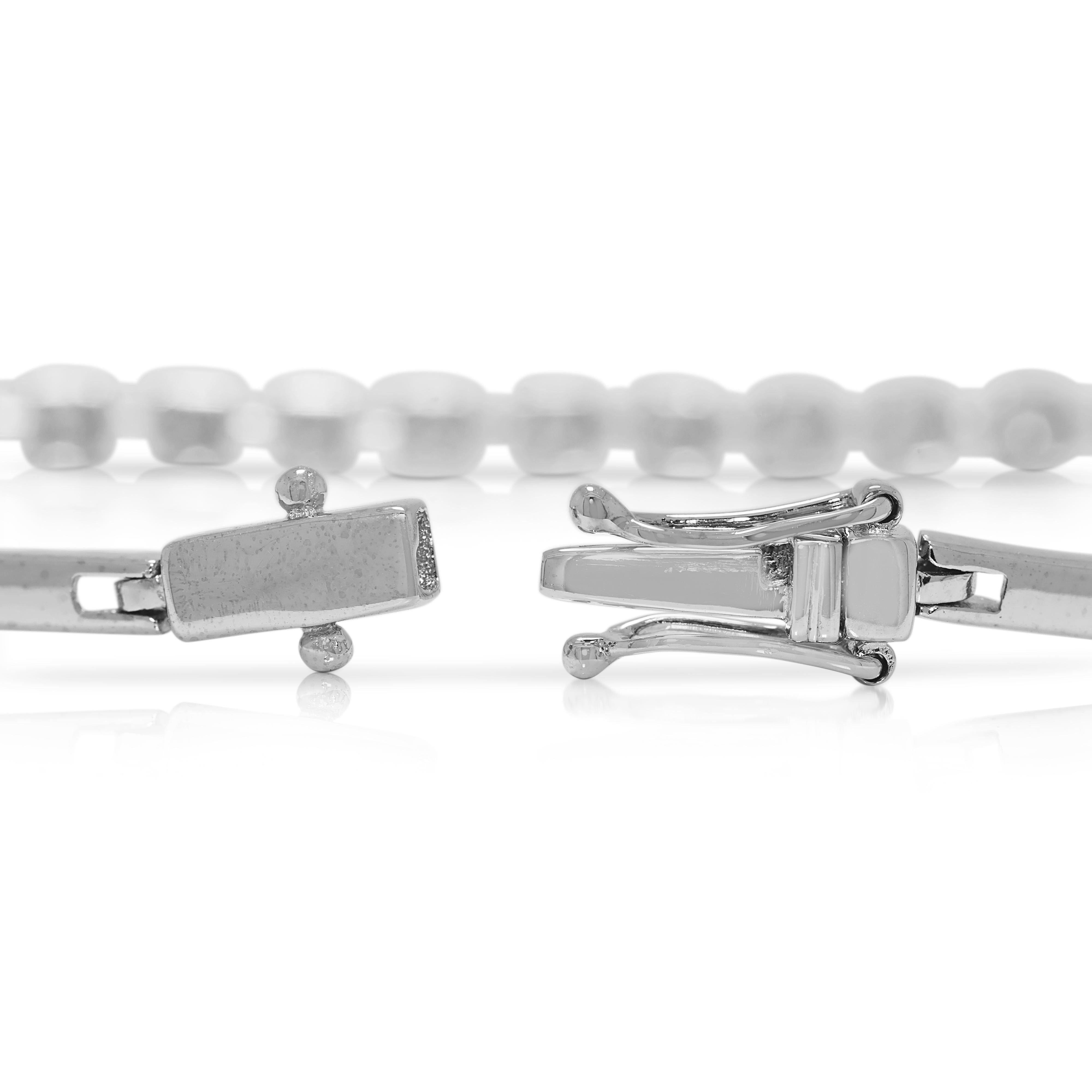 Pulsera atemporal de 0,24 quilates de diamantes naturales en oro blanco de 18 quilates en venta 1