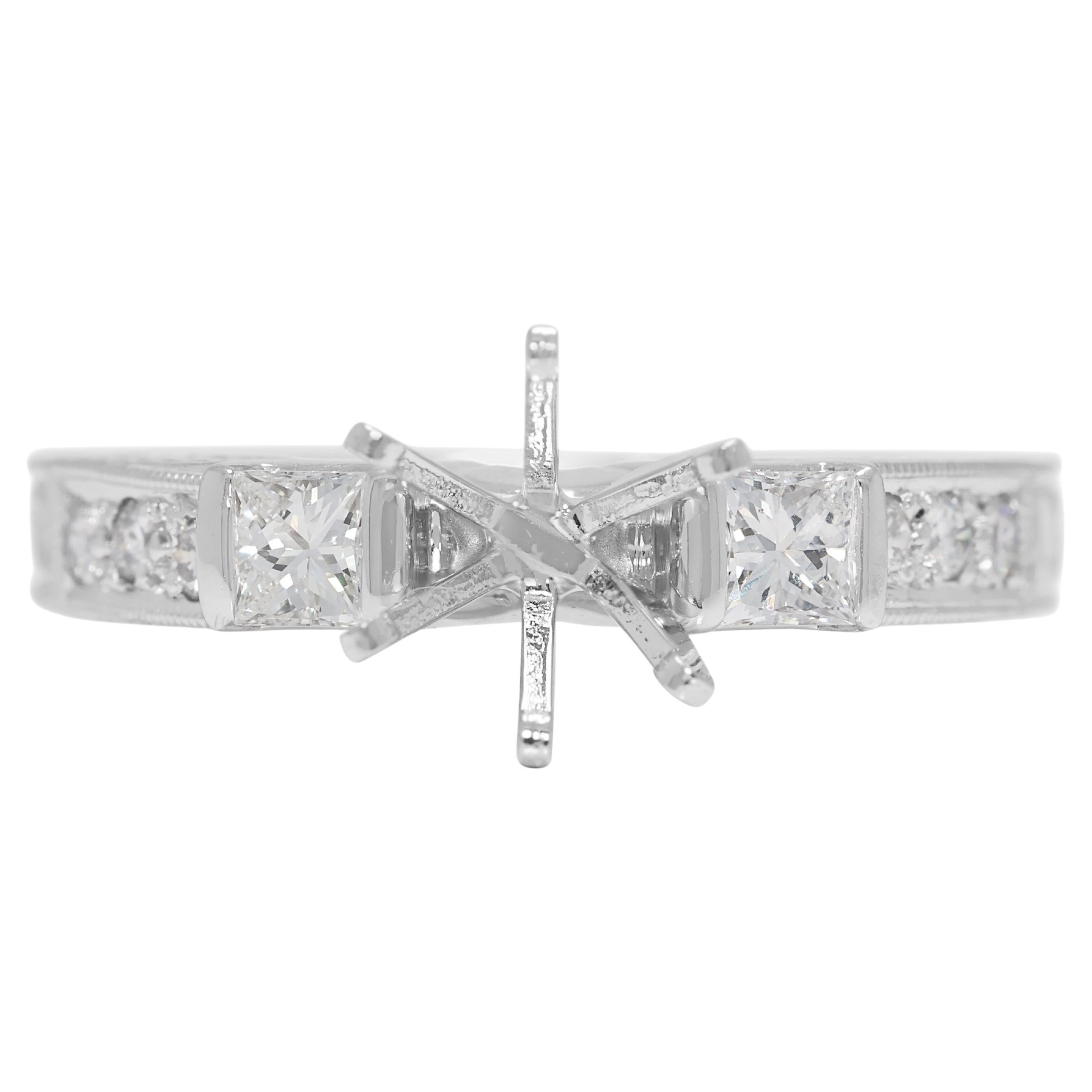 Atemporal Anillo de Platino con Diamante Natural de 0,25ct