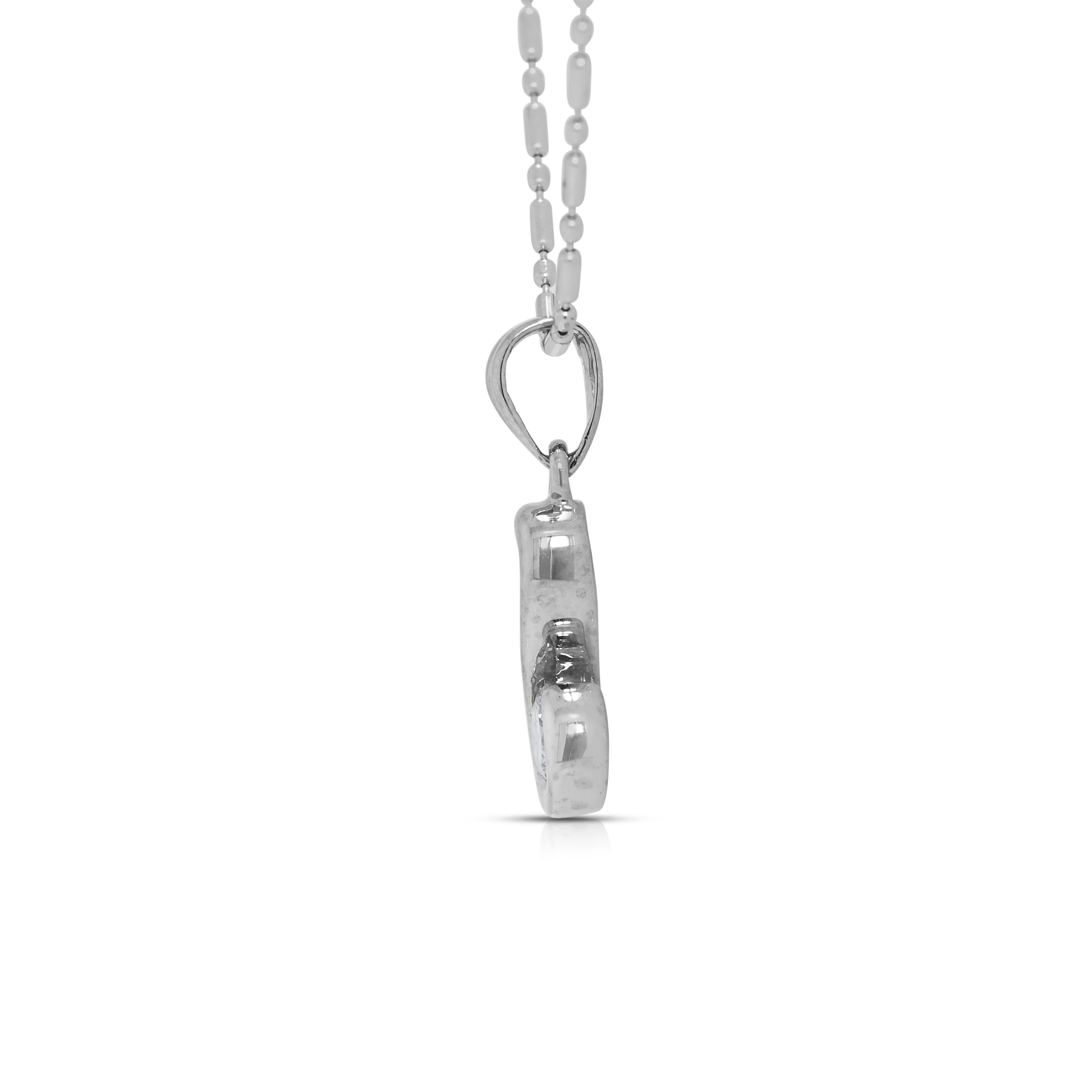 Collana senza tempo con diamanti naturali da 0,2 carati in oro bianco 18 carati In condizioni ottime in vendita a רמת גן, IL