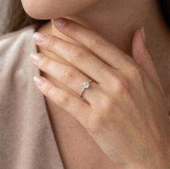 Atemporal Anillo solitario de diamante natural de 0,30 ct en oro blanco de 18 quilates
