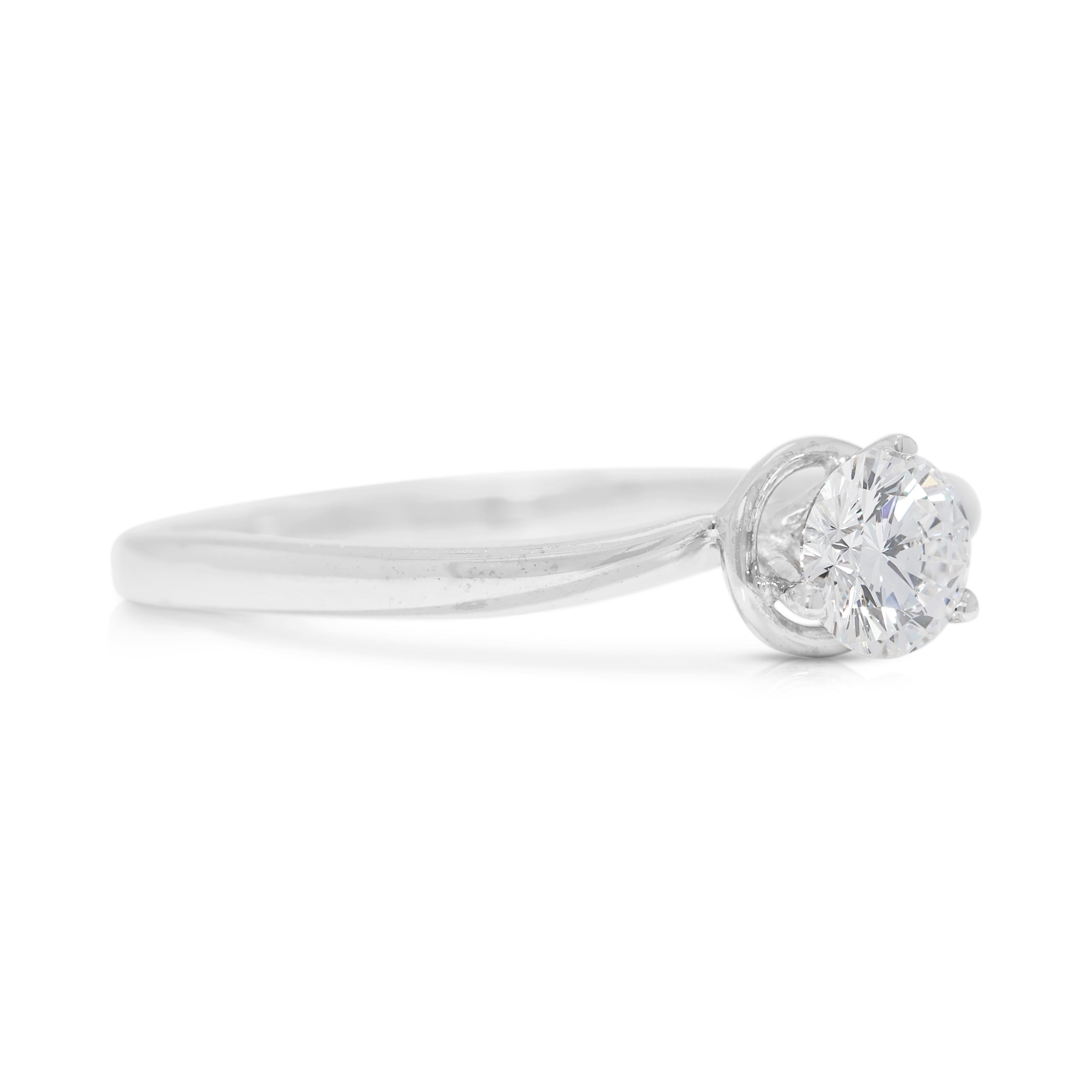 Zeitloser 0,31ct Solitär-Diamantring aus 18k Weißgold (Rundschliff) im Angebot