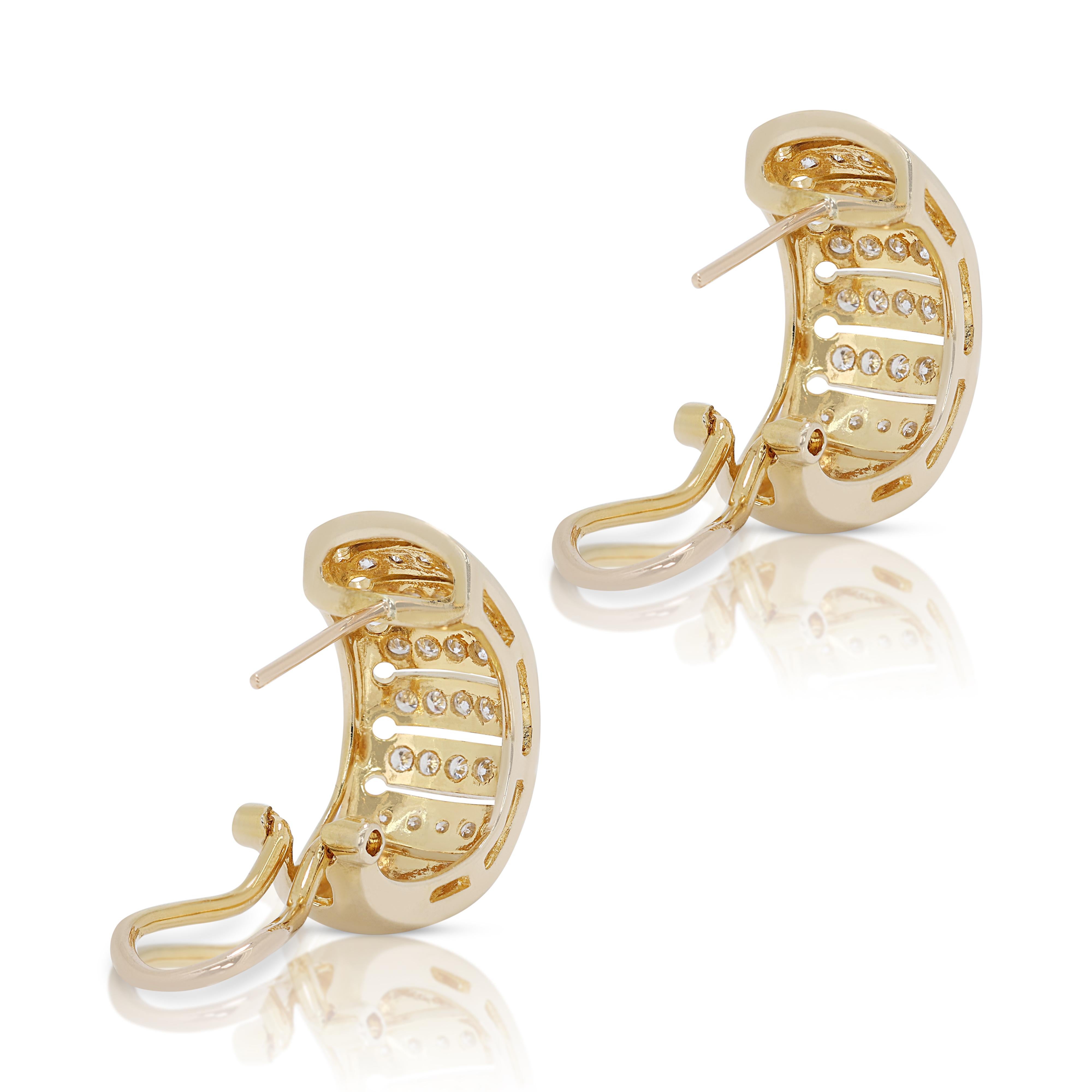Timeless 0.42ct Diamond Earrings in 18k Yellow Gold For Sale 2