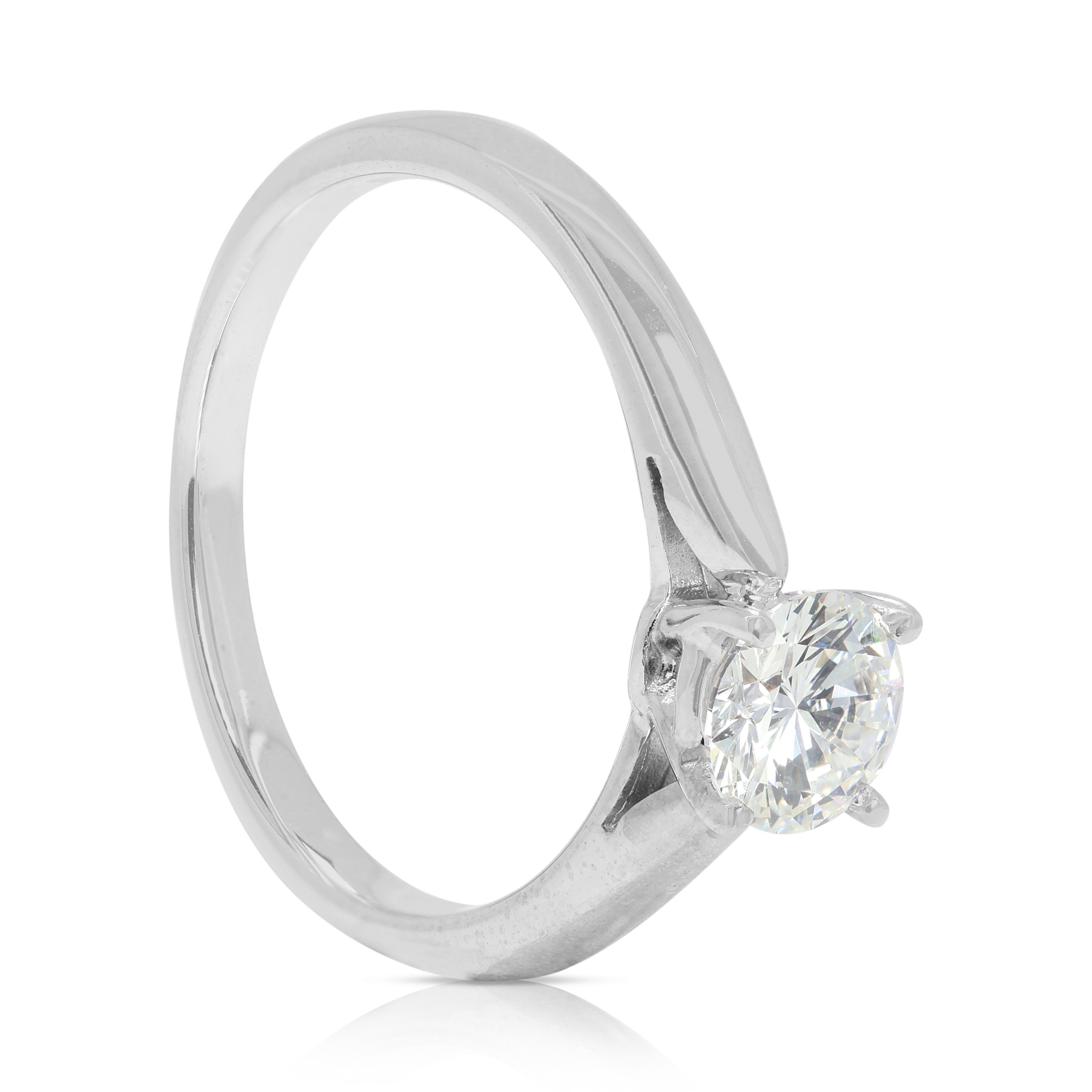 Zeitloser 0,45ct runder Brillant-Diamant-Solitärring aus 18K Weißgold im Angebot 1