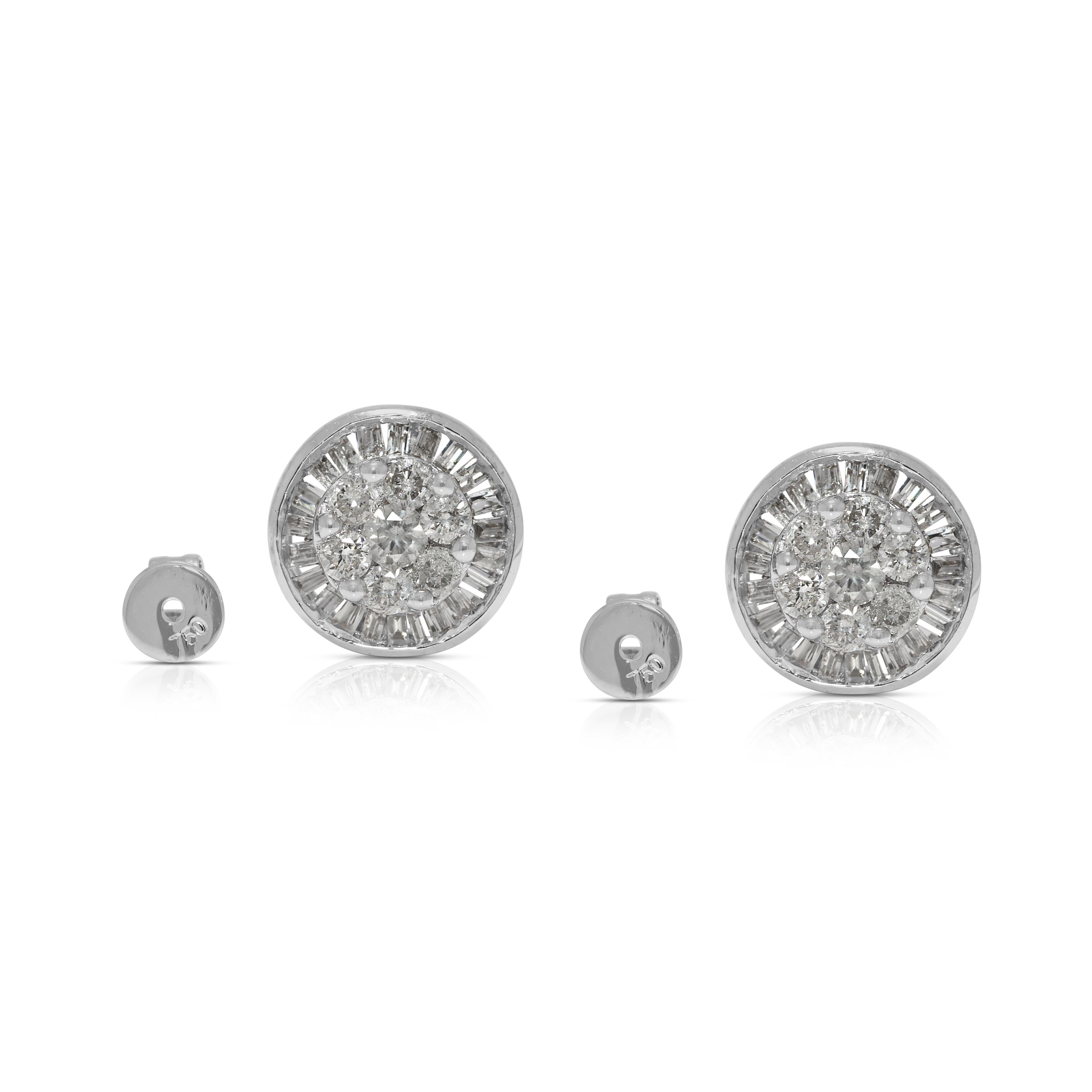 Pendientes intemporales de oro blanco de 18 quilates con diamantes naturales de 0,47 quilates en venta 2