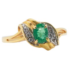 Timeless Bague en or jaune 18 carats ornée d'une émeraude verte ovale de 0,50 ct et de diamants