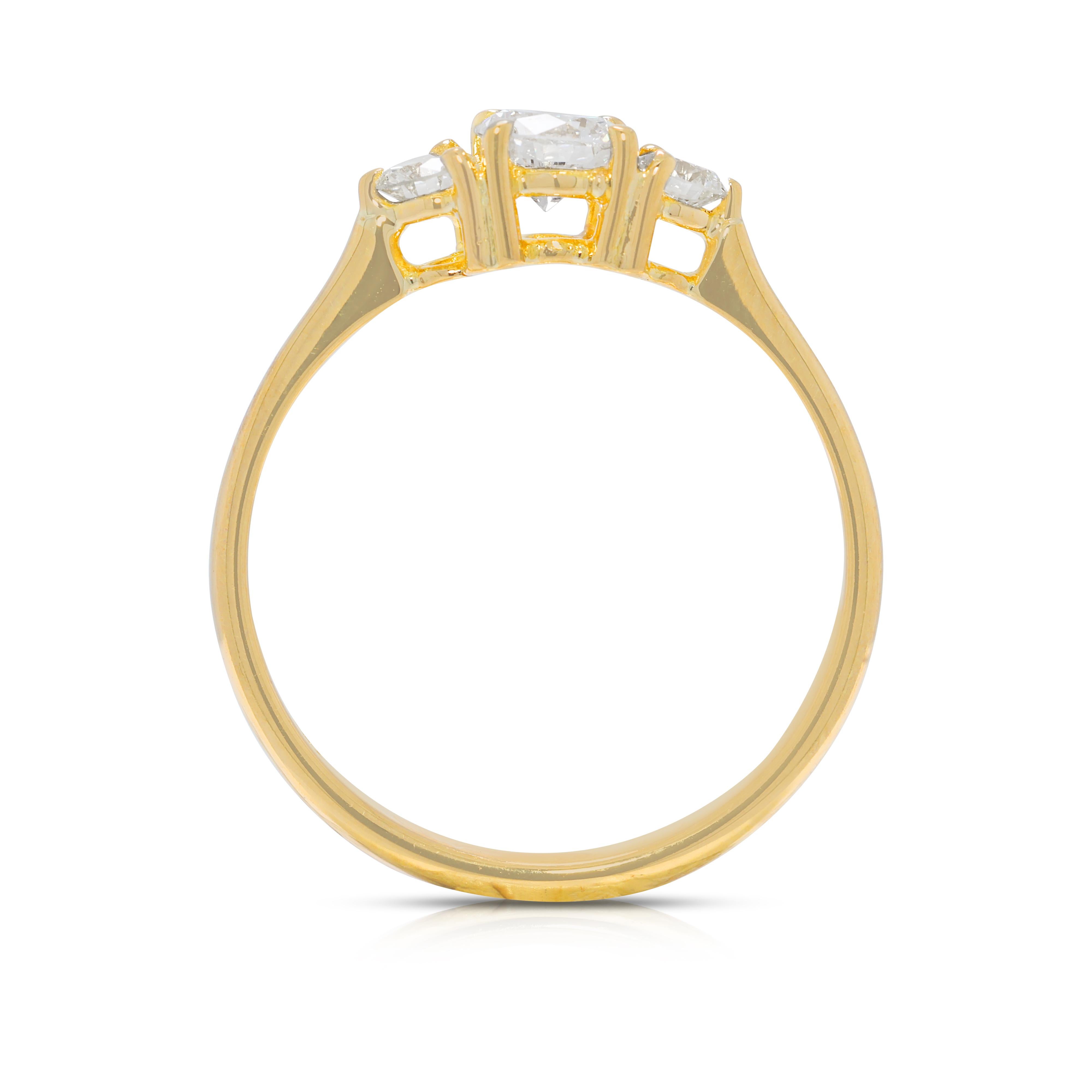 Timeless 0.54ct Natural Diamond 3-Stone 18K Yellow Gold Ring For Sale 2