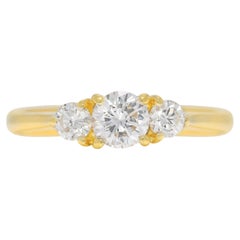 Zeitloser 0,54ct Naturdiamant 3-Stein-Ring aus 18K Gelbgold
