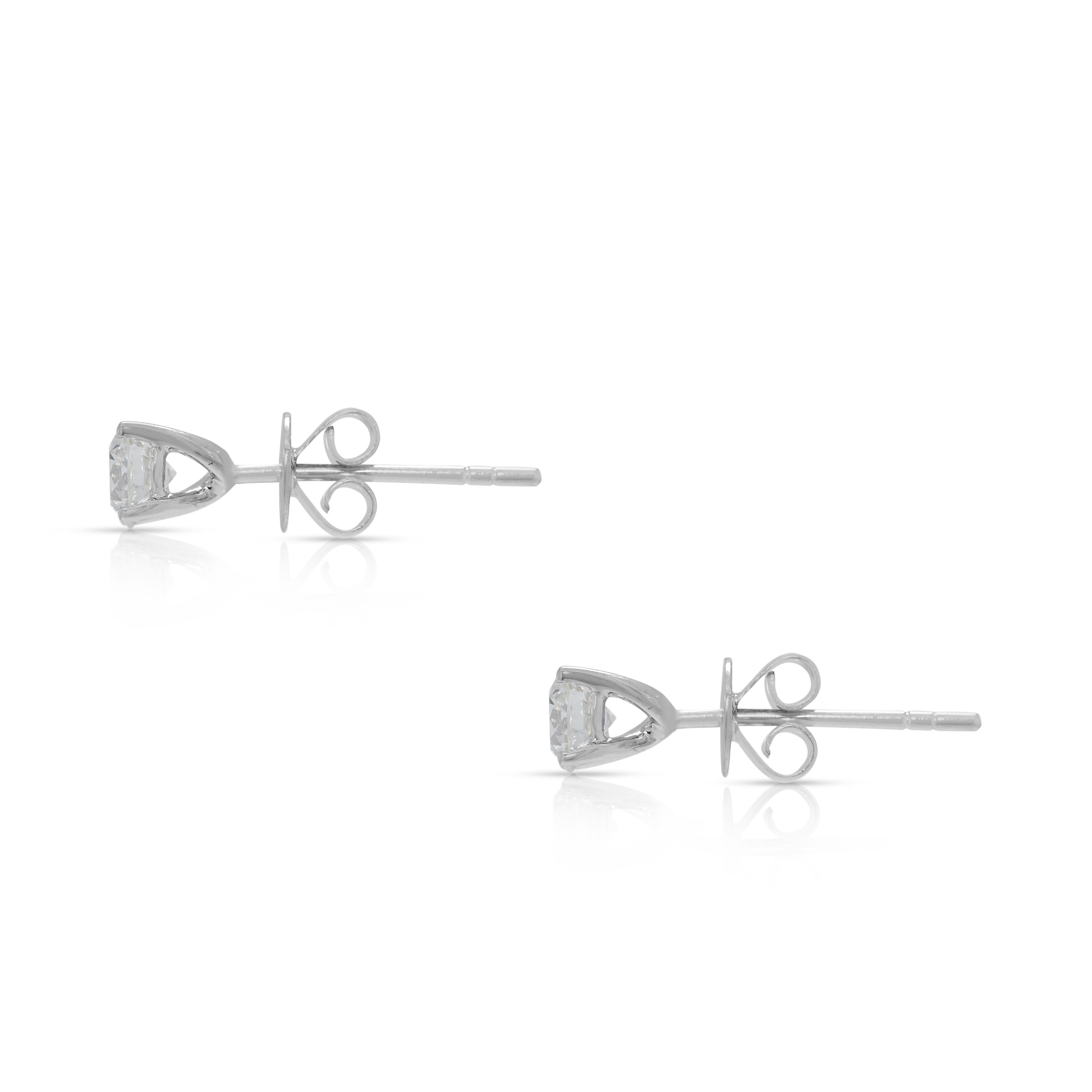 Zeitlose 0,60ct natürliche Diamanten 10K Weißgold Ohrstecker Damen im Angebot