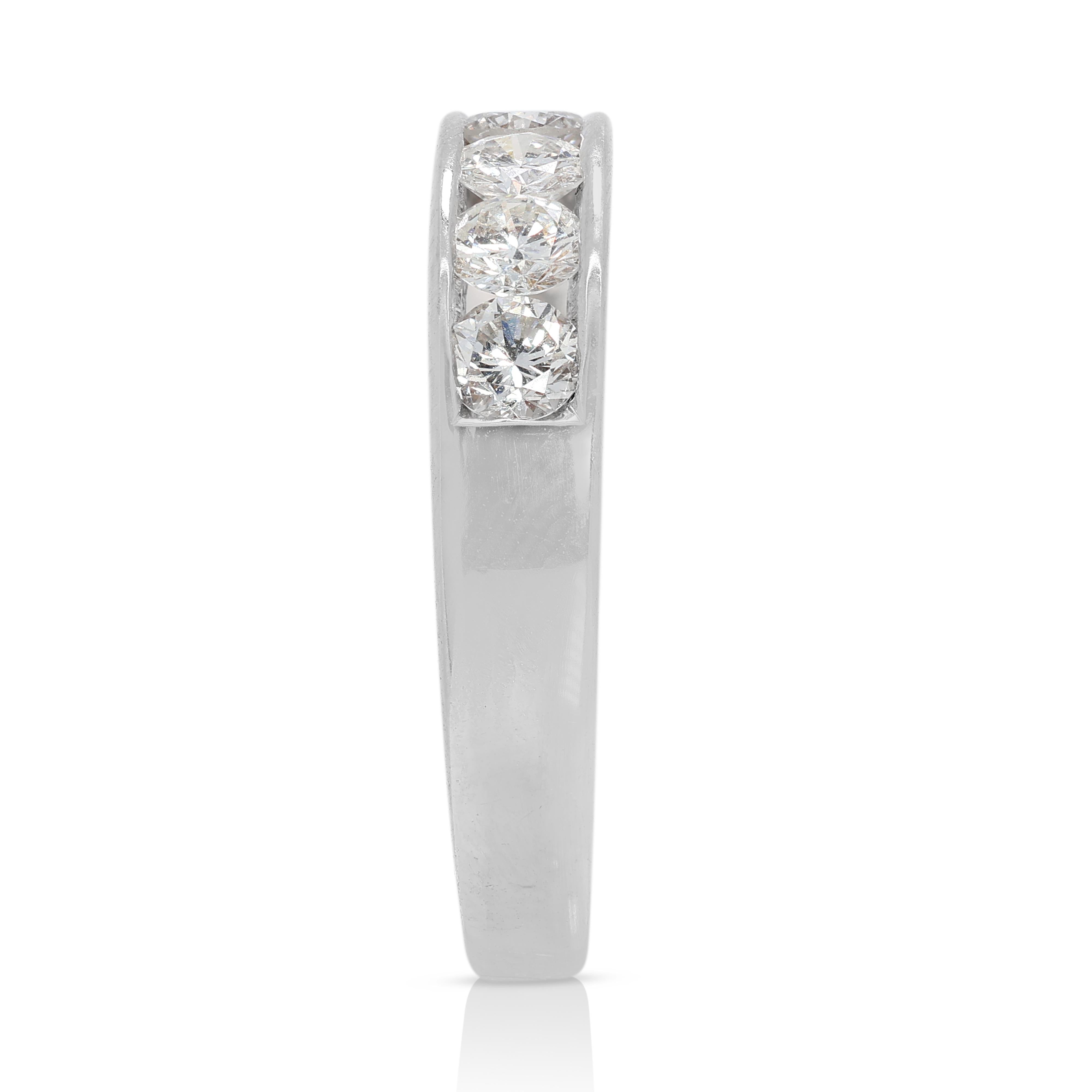 Timeless 0,75 Karat Naturdiamant 5-Stein Ring in 18K Weißgold Damen im Angebot