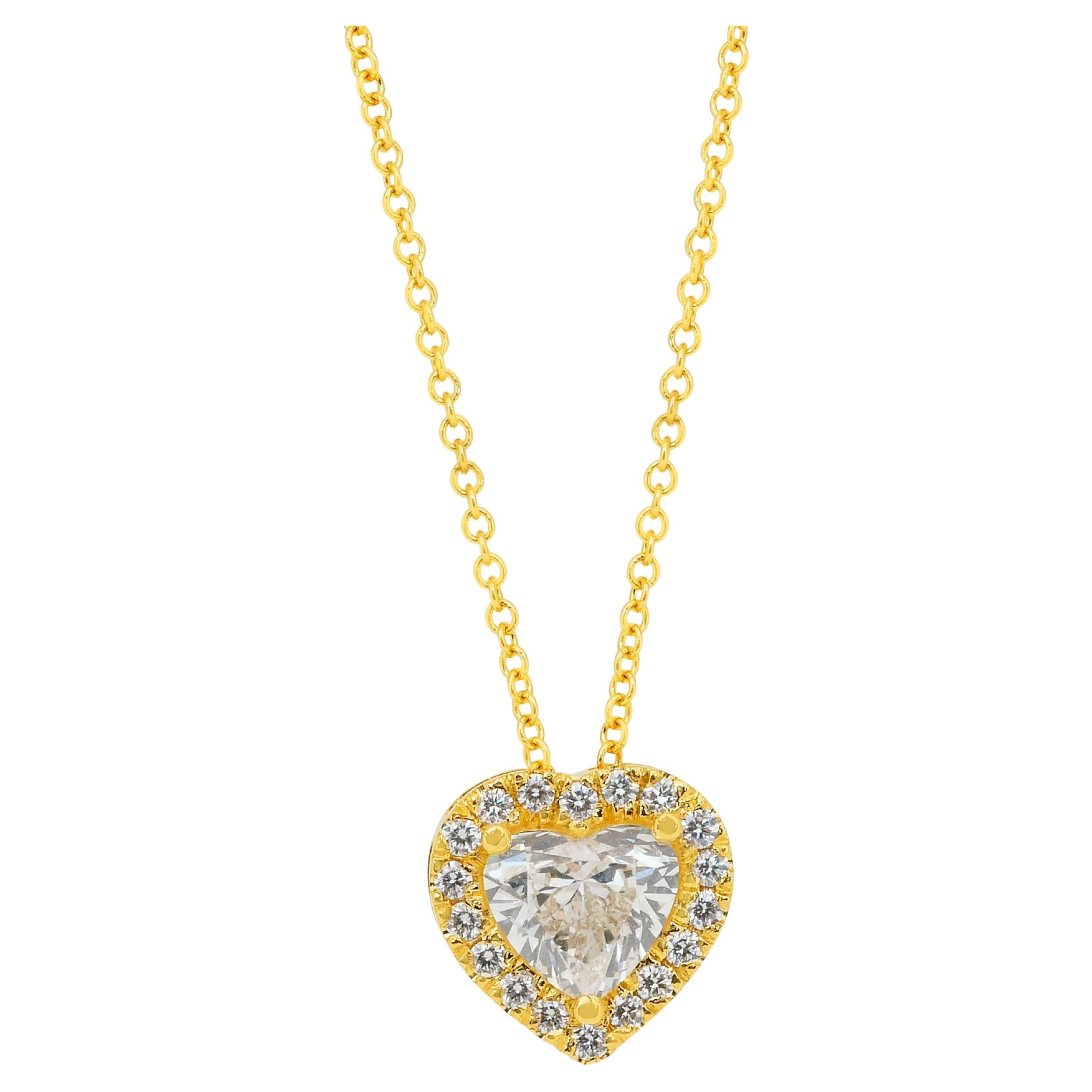 Collier intemporel en forme de cœur en or jaune 18k avec 0,85 ct de diamants
