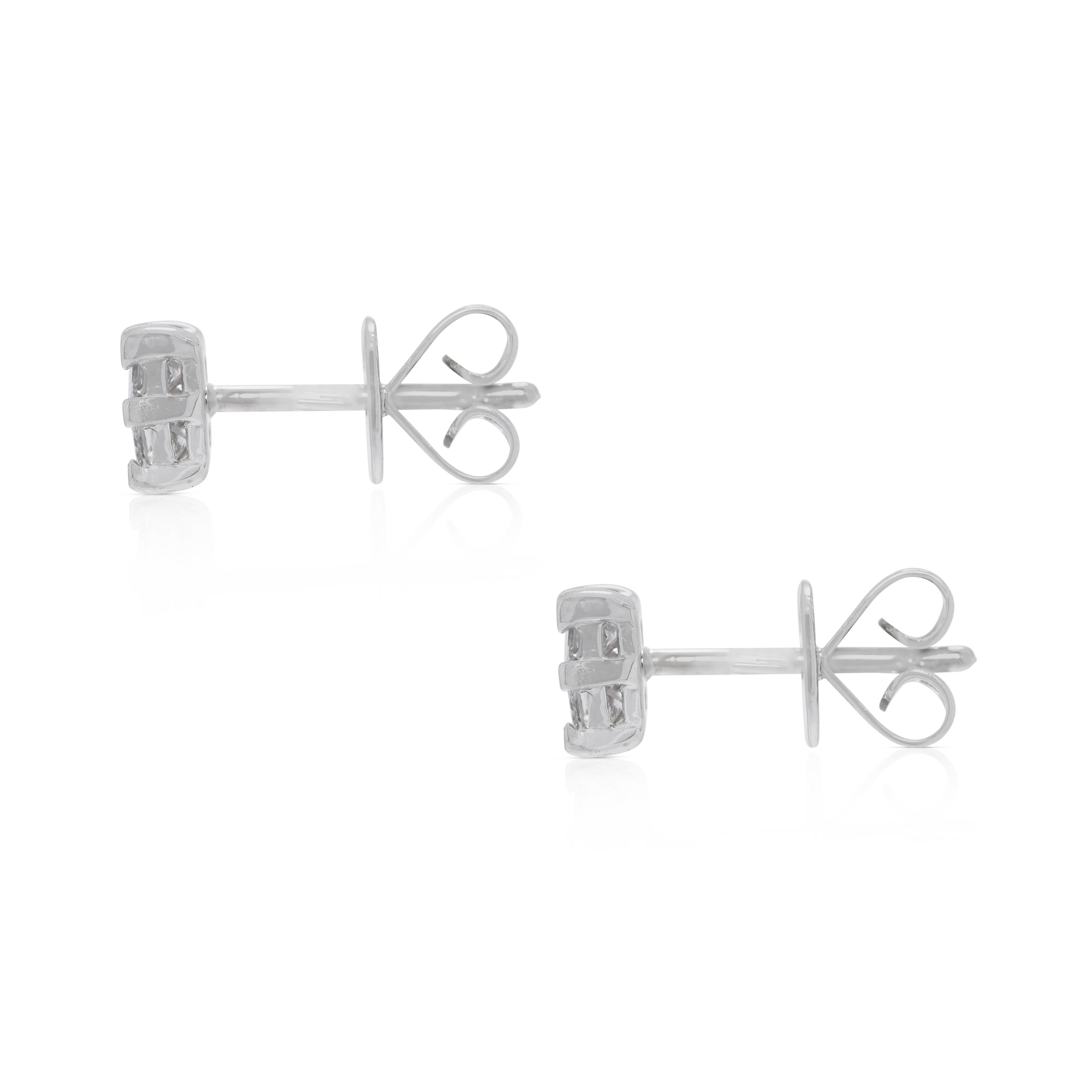 Boucles d'oreilles intemporelles en or blanc 18 carats serties de diamants naturels taille princesse de 0,8ct Pour femmes en vente