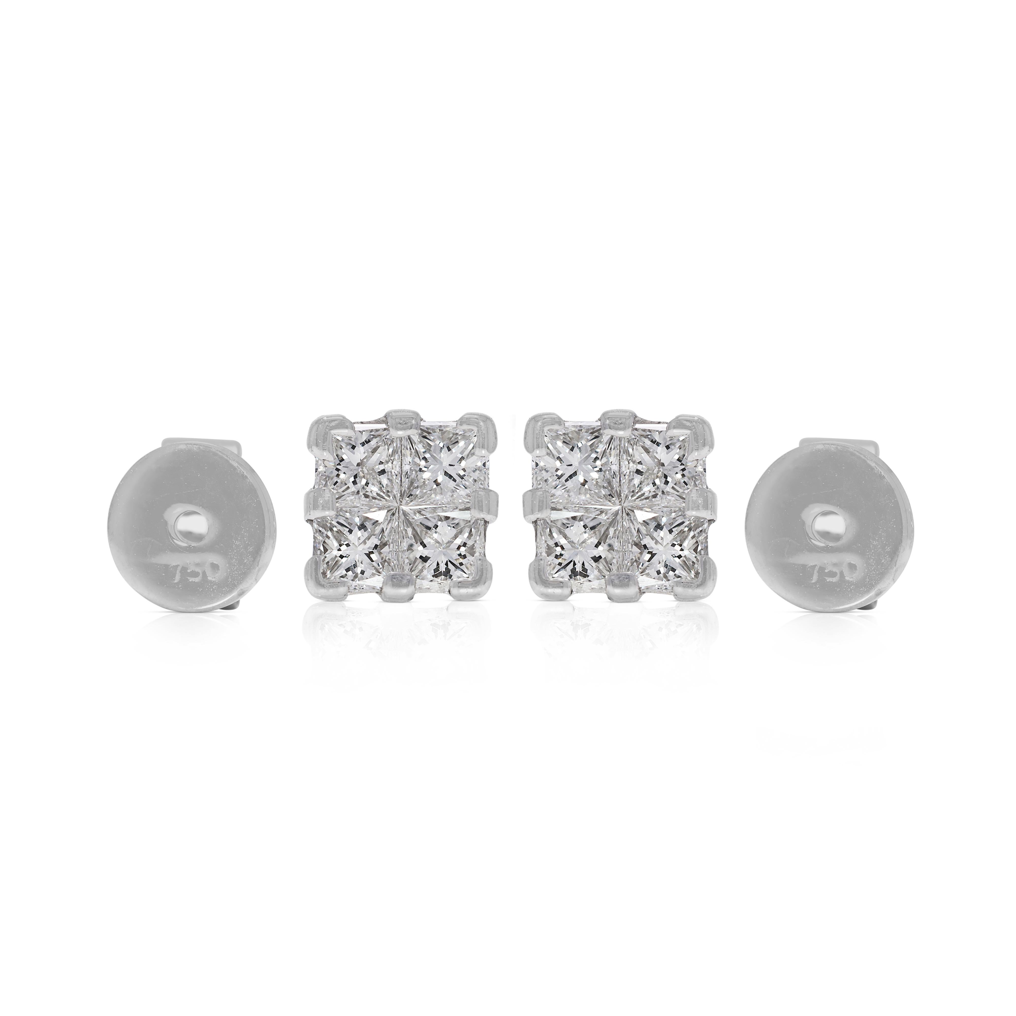 Boucles d'oreilles intemporelles en or blanc 18 carats serties de diamants naturels taille princesse de 0,8ct en vente 2