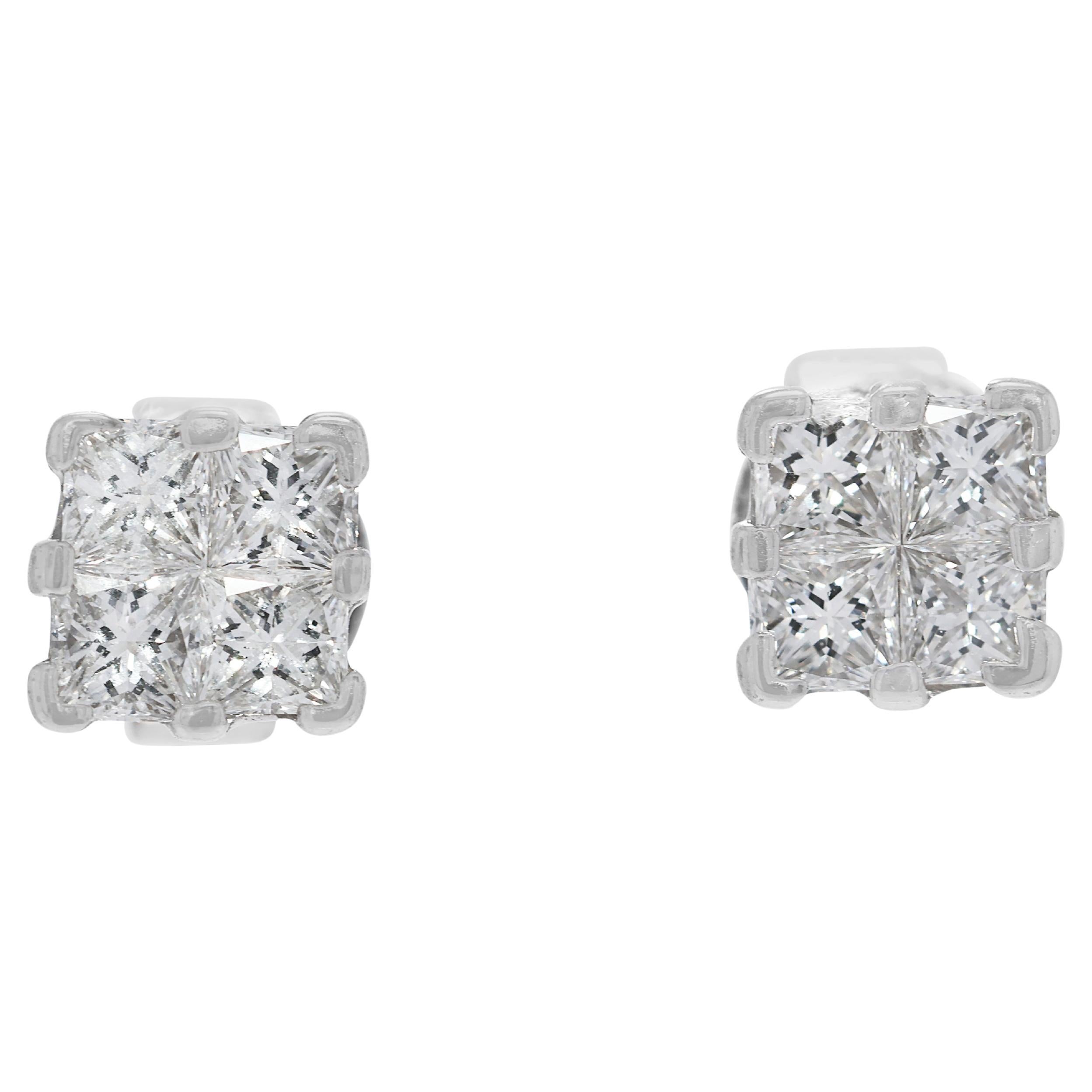 Boucles d'oreilles intemporelles en or blanc 18 carats serties de diamants naturels taille princesse de 0,8ct
