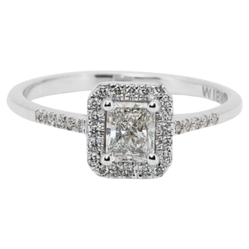 Timeless 0.9 Carat Radiant Diamond Ring with Shimmering Accents