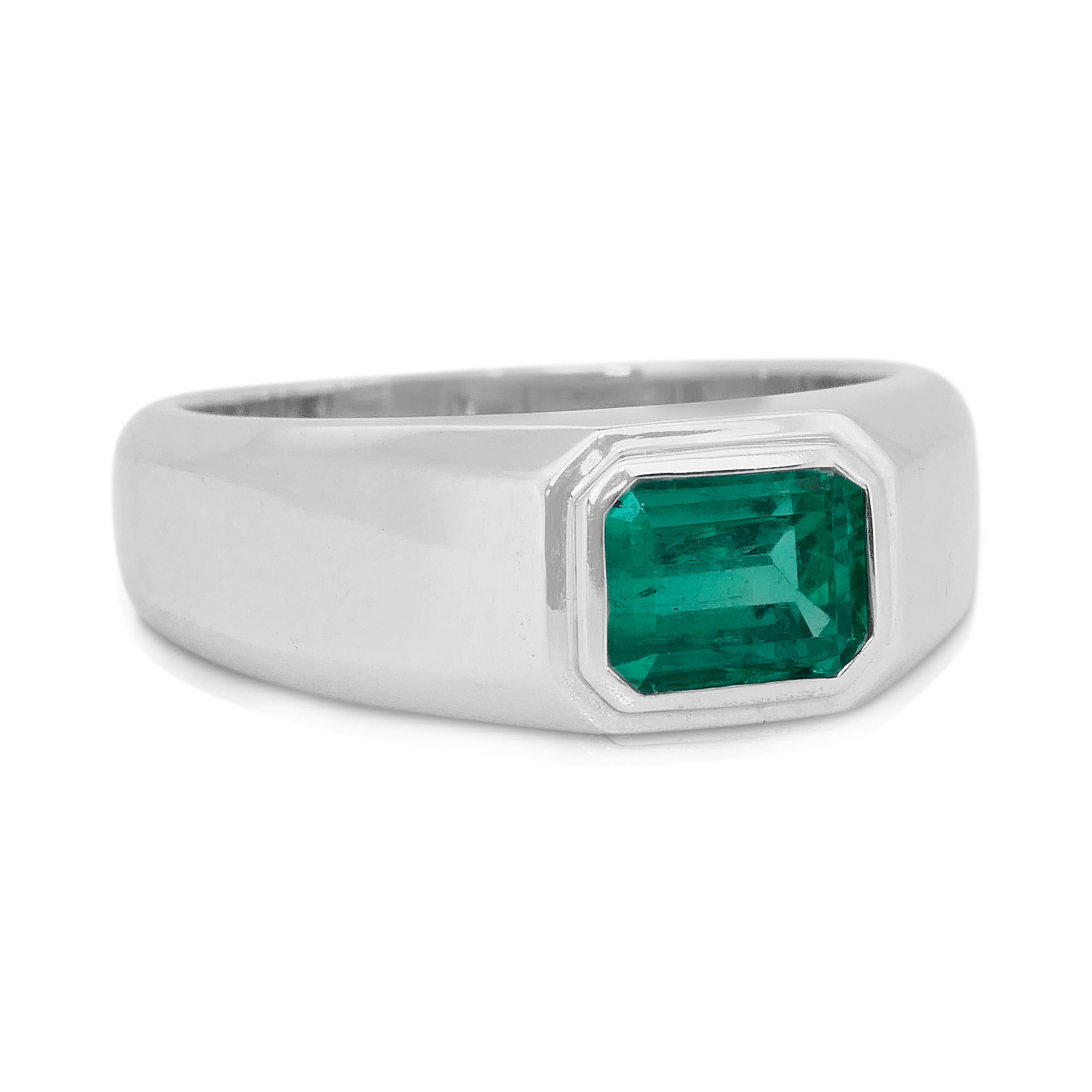 Taille émeraude Bague solitaire intemporelle en or blanc 18 carats de 1,03 ct d'émeraude - certifiée IGI en vente