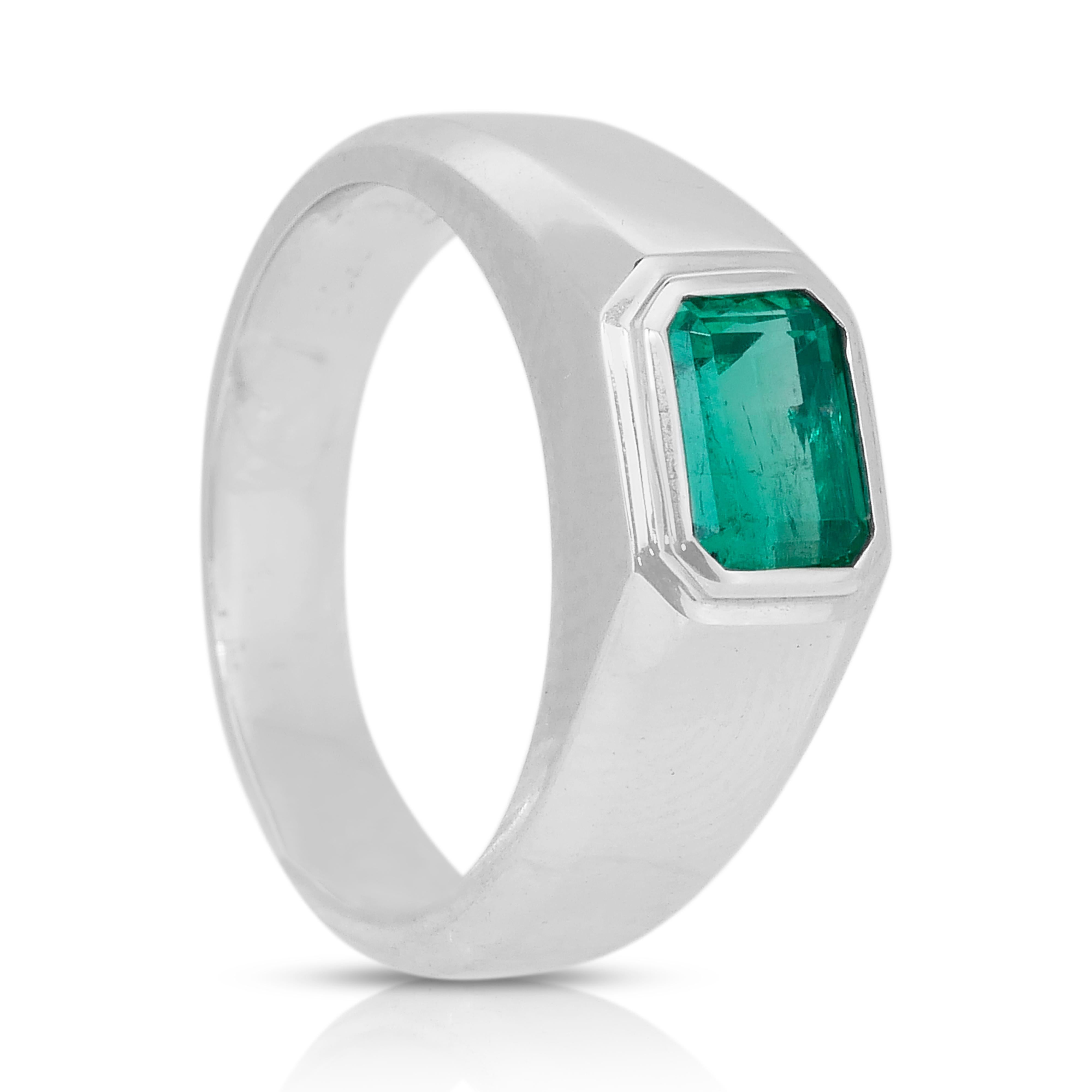 Bague solitaire intemporelle en or blanc 18 carats de 1,03 ct d'émeraude - certifiée IGI en vente 2