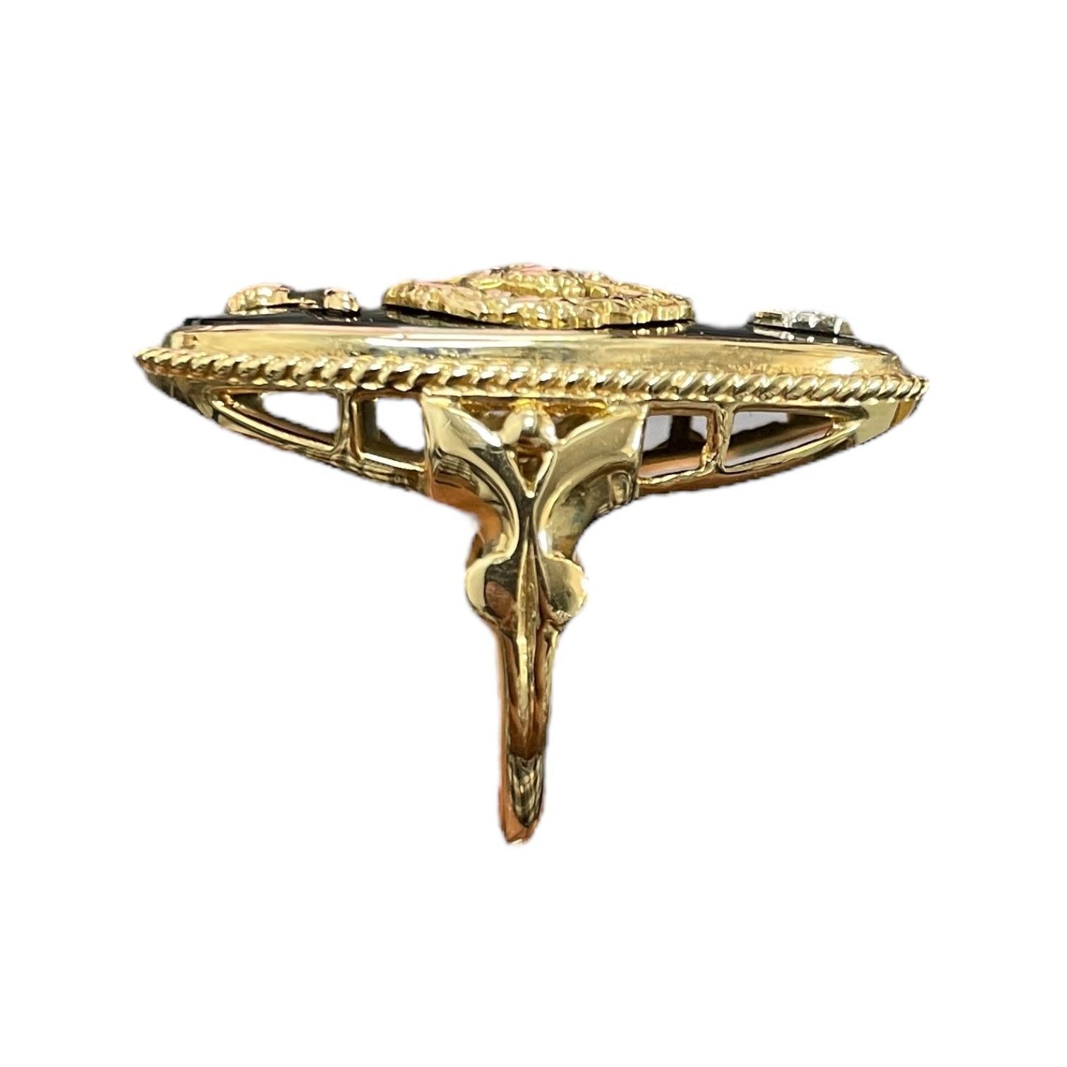 Round Cut Timeless 10K Yellow Gold Diamond and Black Onyx Gavel Ring