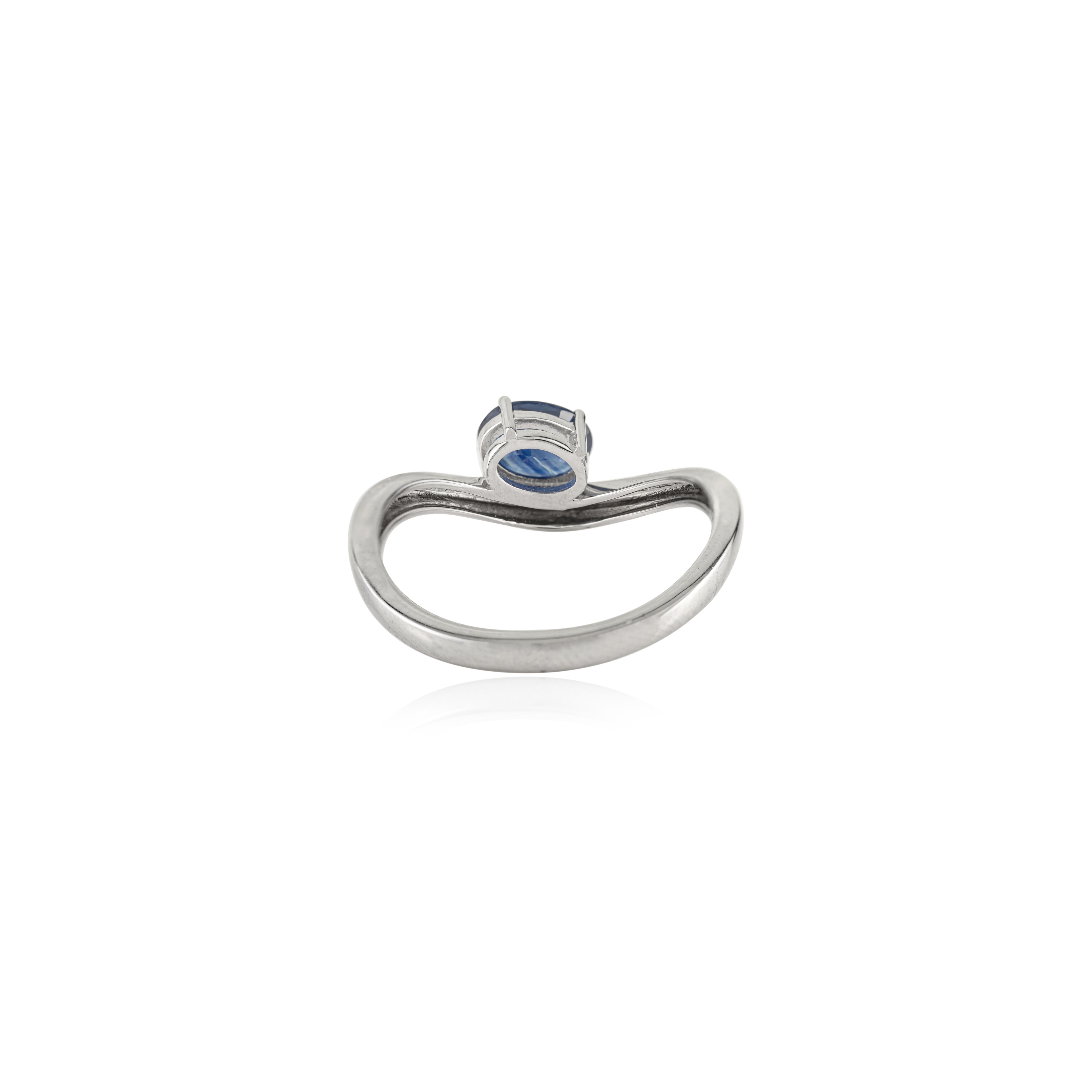 in vendita:  Anello a onda senza tempo con zaffiro blu ovale da 1,1 carati in oro bianco 14K Regalo di ringraziamento 3