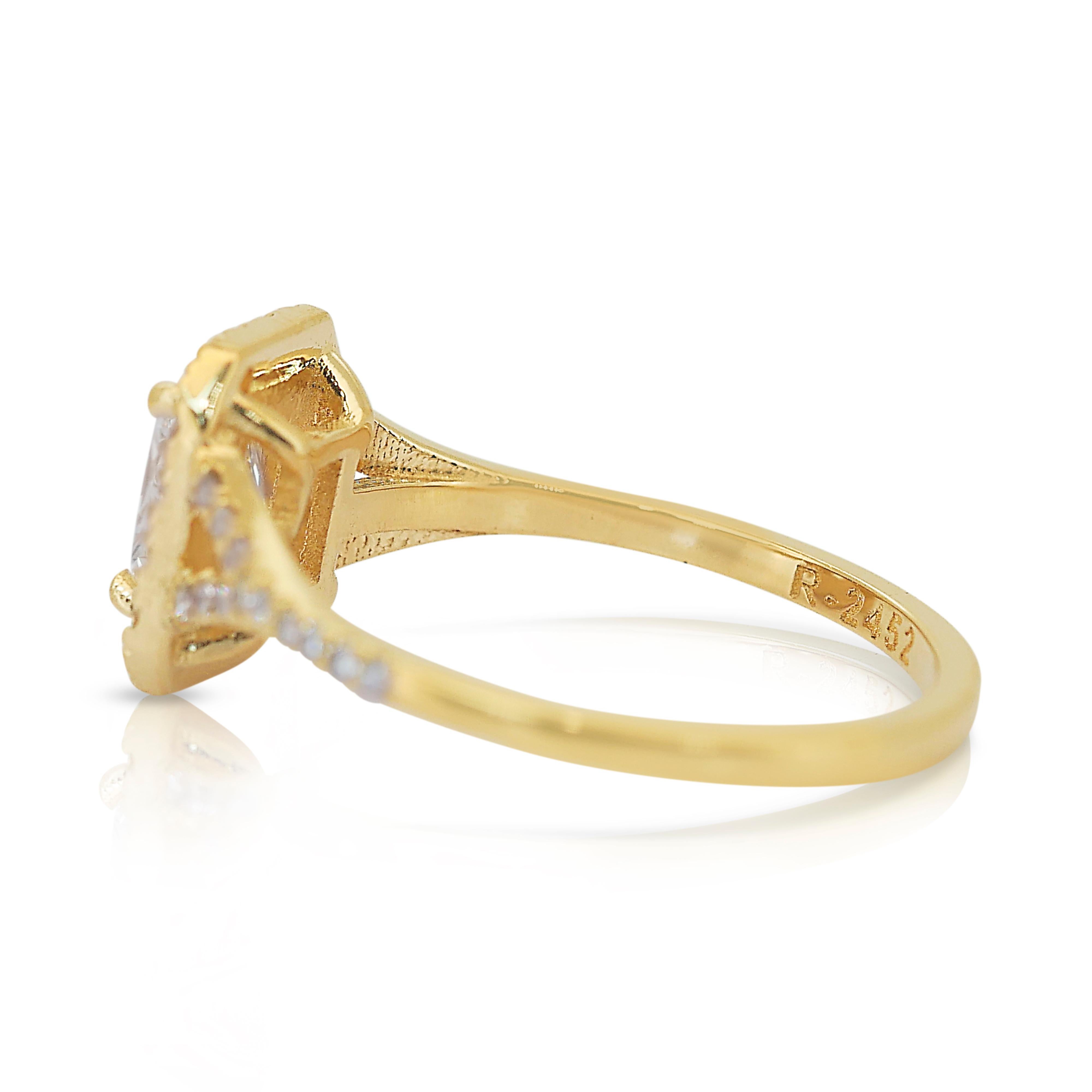 Women's Timeless 1.10ct Diamonds Halo Ring in 18k Yellow Gold - IGI Certified