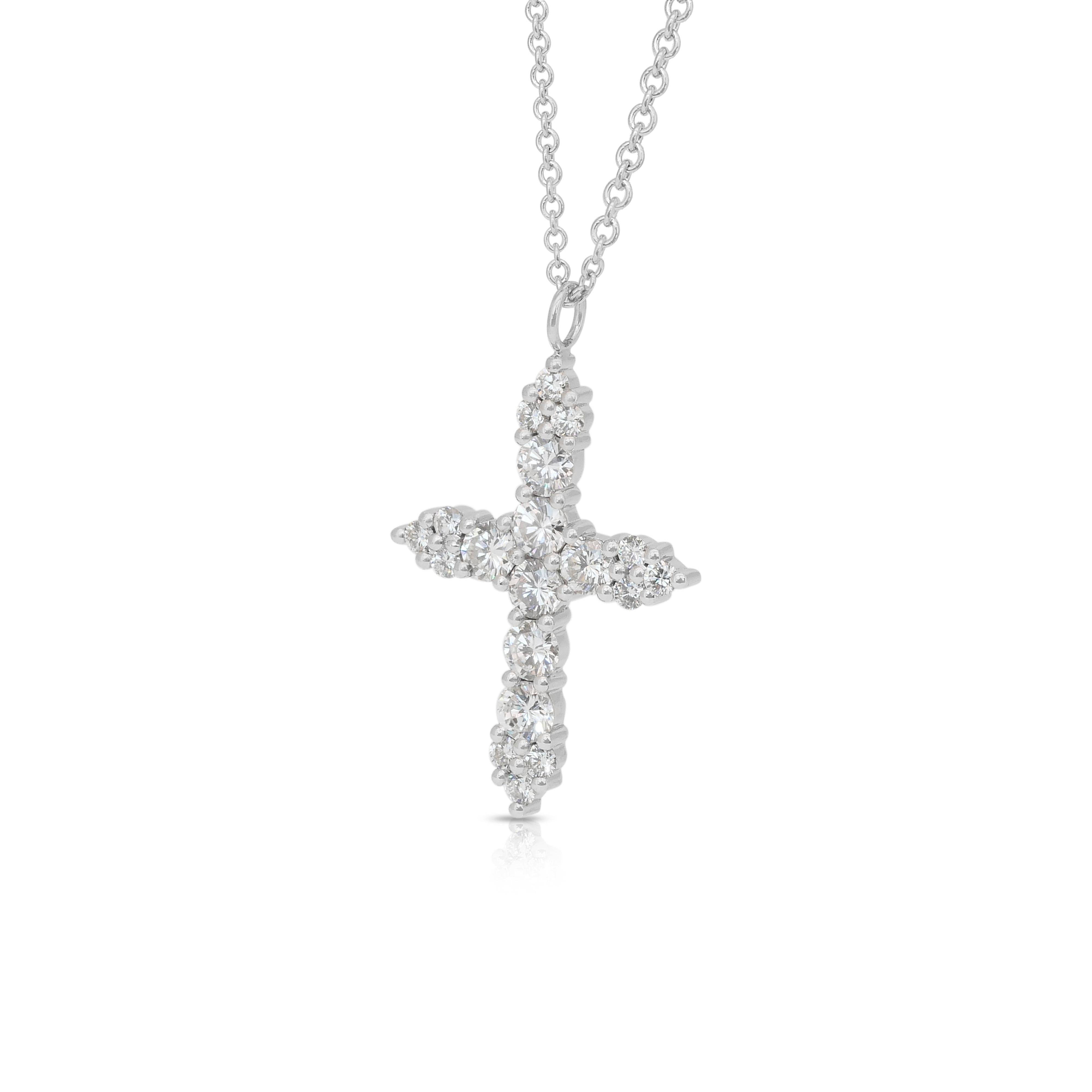 Timeless 1.23ct Diamonds Necklace with Cross Pendant in 18k White Gold Corte redondo en venta