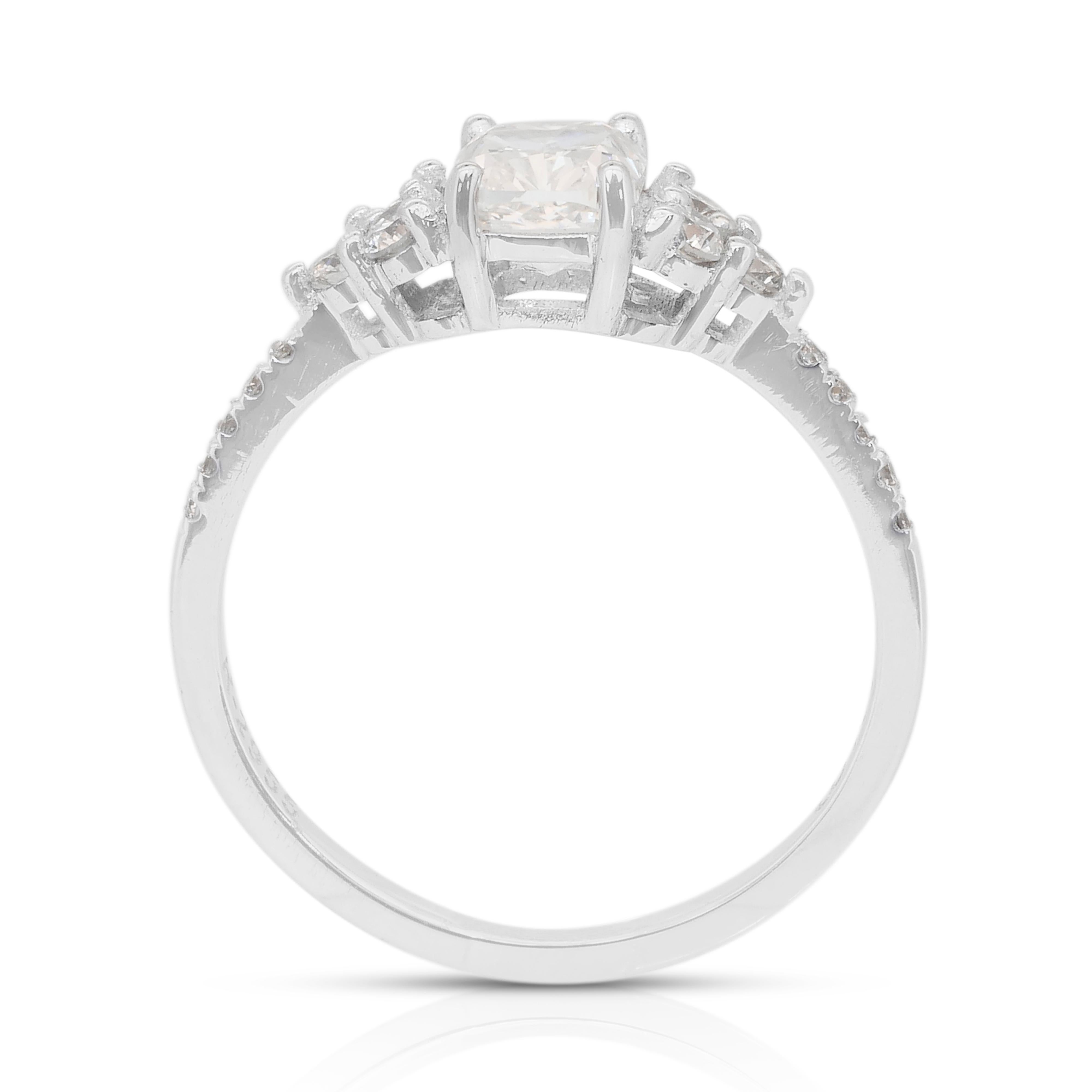Anello senza tempo con pavé di diamanti da 1,36 carati in oro bianco 18 carati - Certificato IGI in vendita 4