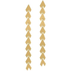 Timeless 14K Solid Gold Arrow Shaped Greek Drop Ohrringe