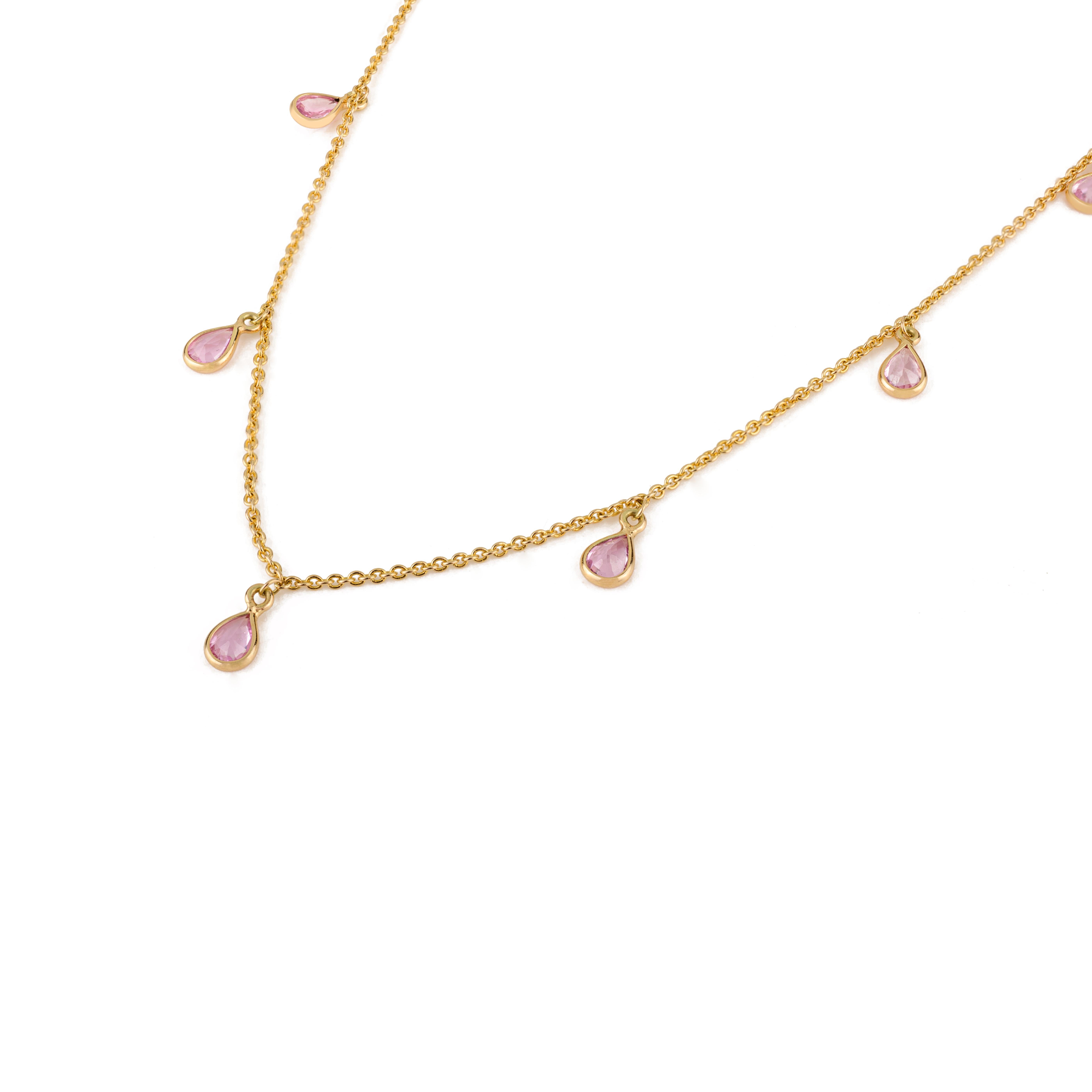 Collier intemporel en or jaune 14k avec 1.37Ct de saphirs roses taille poire en vente 1