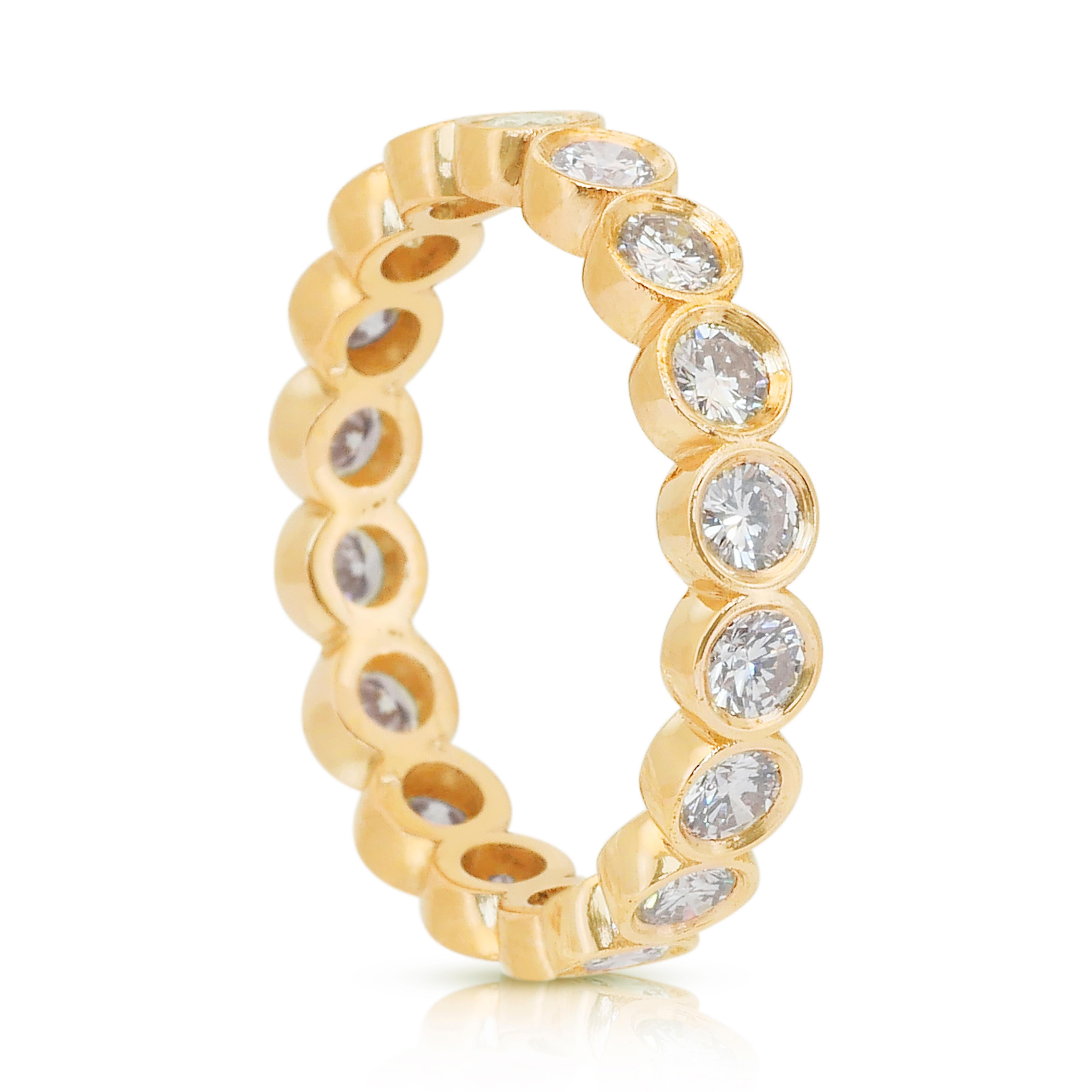 Taglio rotondo Anello Eternità senza tempo con 1,51 carati di diamanti in oro giallo 18 carati - Certificato IGI in vendita