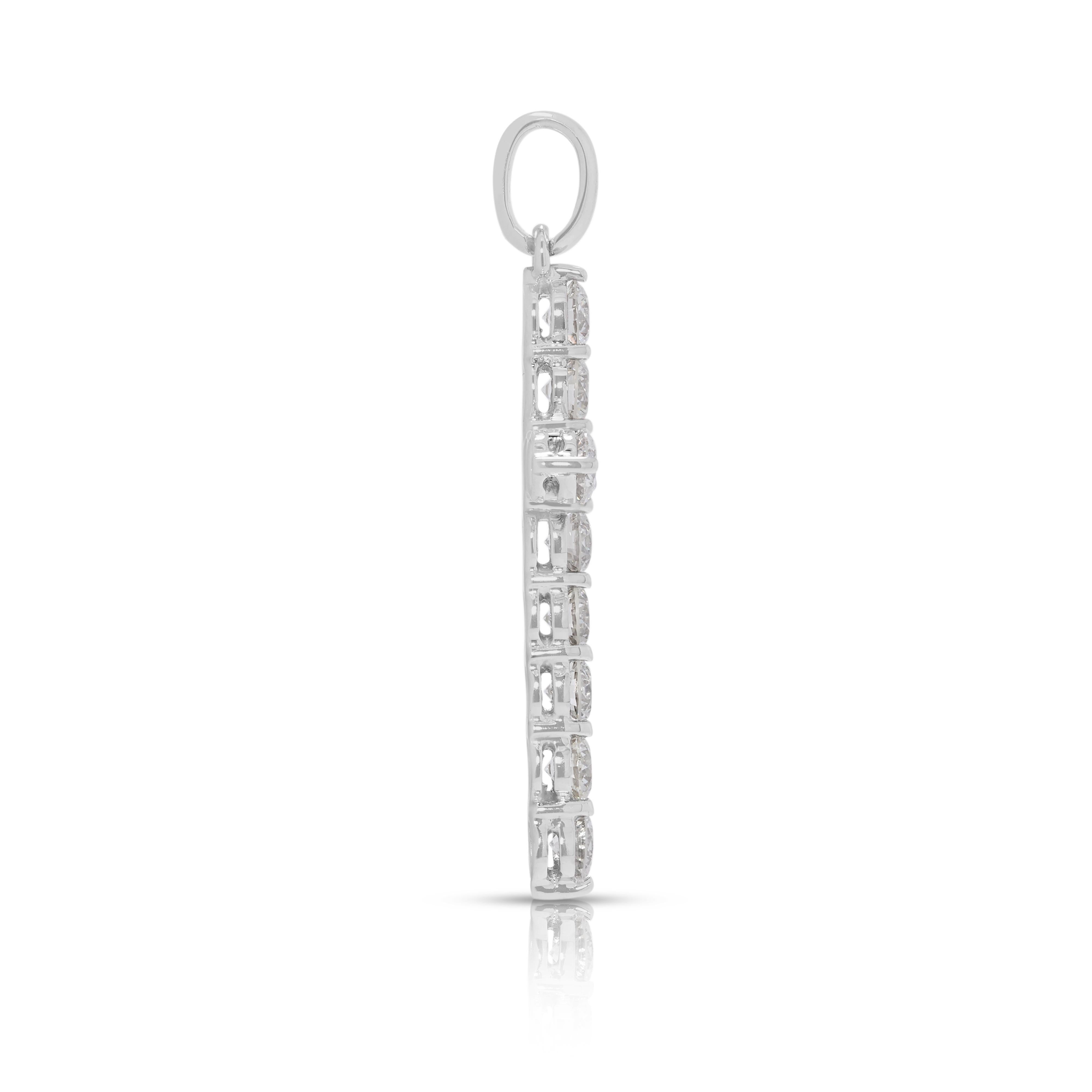 Donna Ciondolo a croce con diamante naturale senza tempo da 1,52 carati in oro bianco 18 carati in vendita