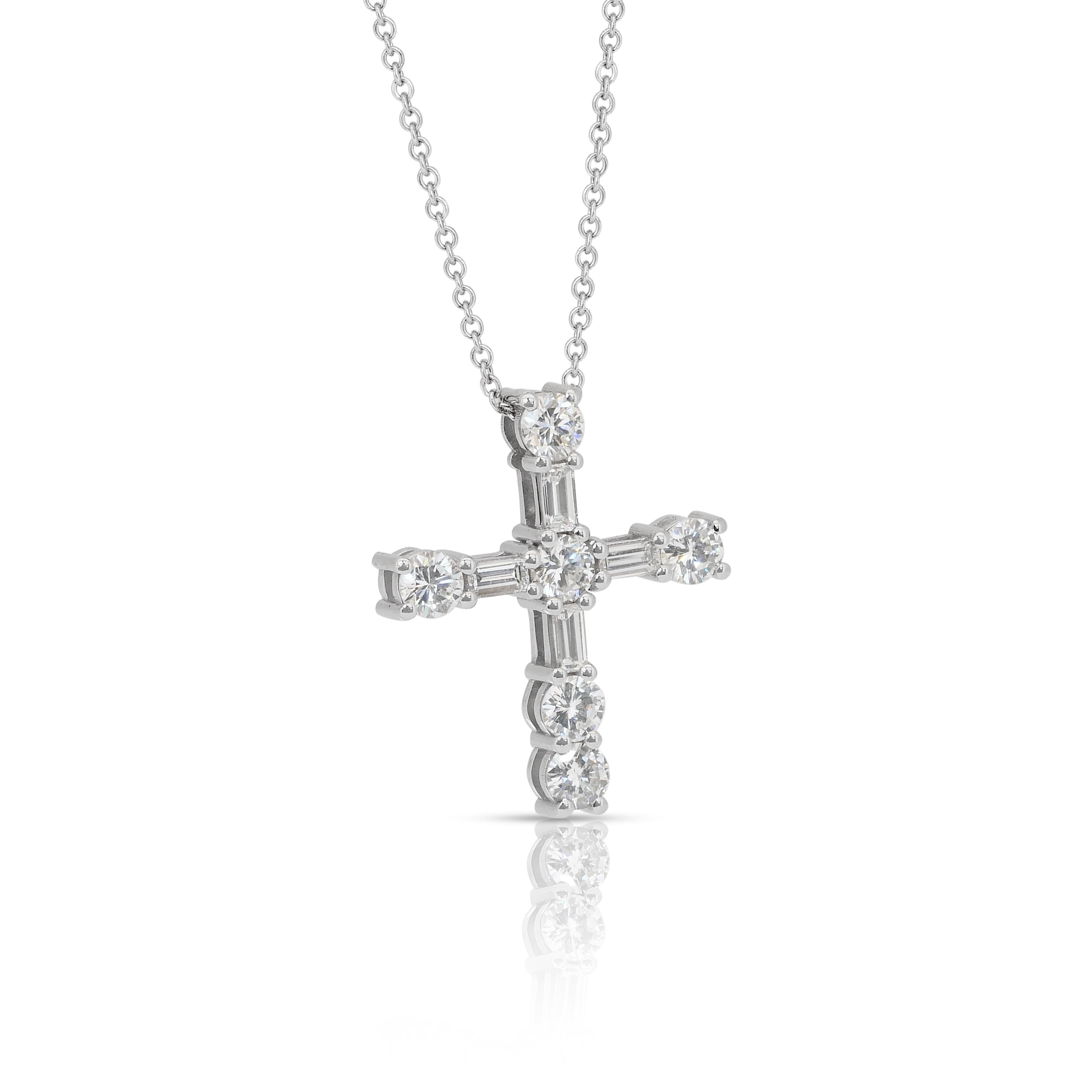 Timeless 1.55ct Diamonds Necklace with Cross Pendant in 18k White Gold - IGI Certified

A symphony of brilliance and balance, this 18k white gold necklace showcases timeless elegance with a modern twist. Adorned with six round diamonds totaling