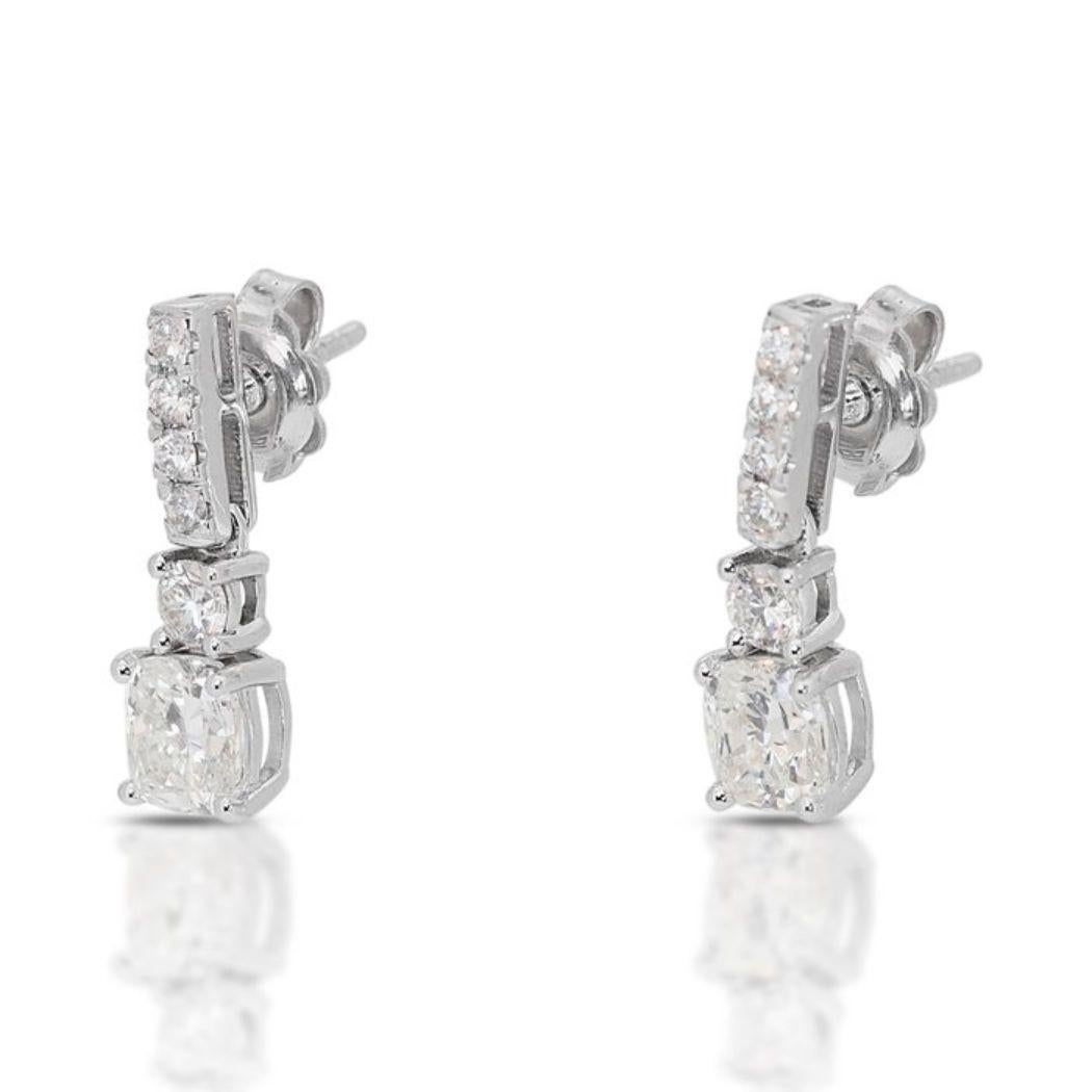  Timeless 1.5ct Cushion Cut Diamond Earrings   In New Condition For Sale In רמת גן, IL