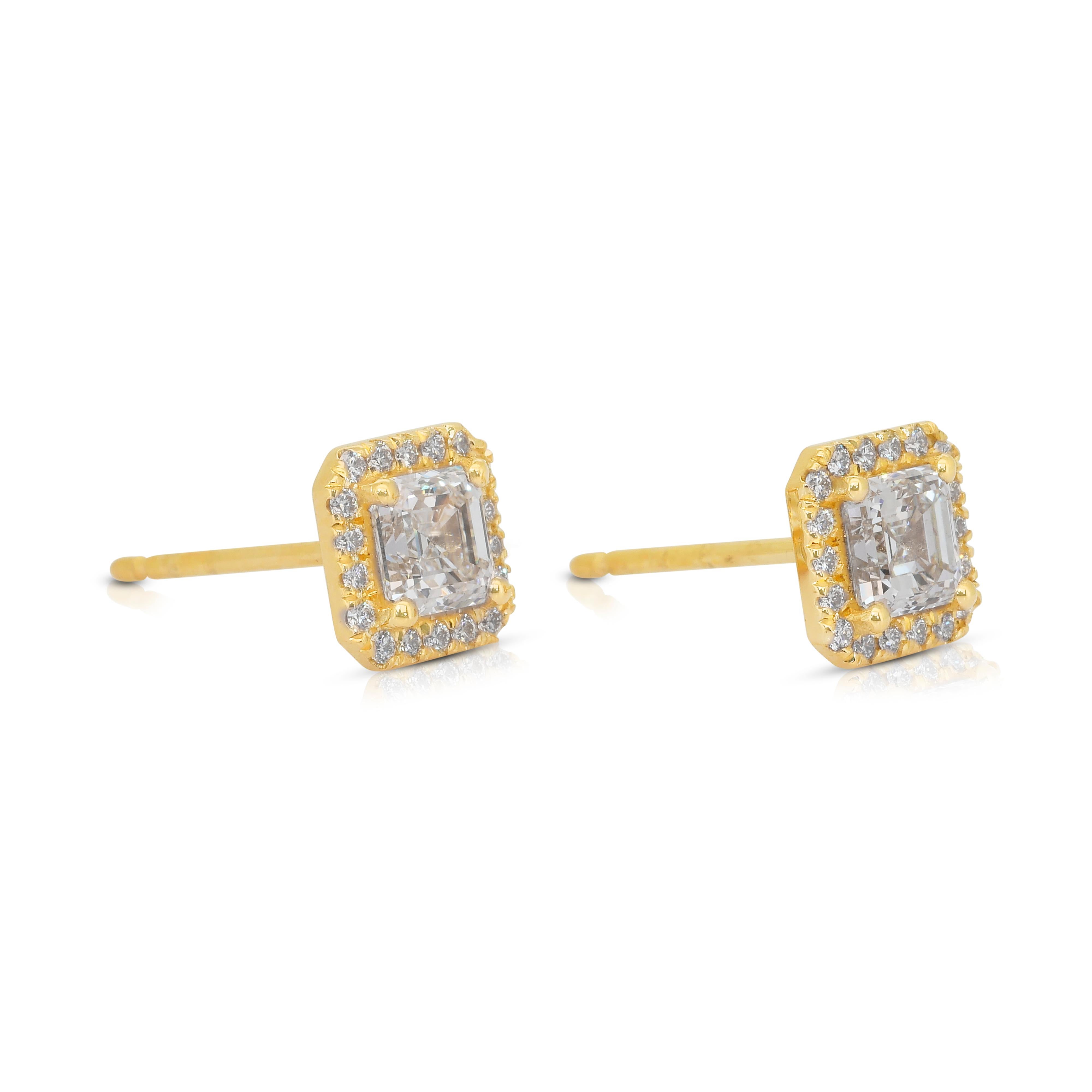 Square Cut Timeless 1.76ct Diamonds Stud Earrings in 18k Yellow Gold - IGI Certified For Sale