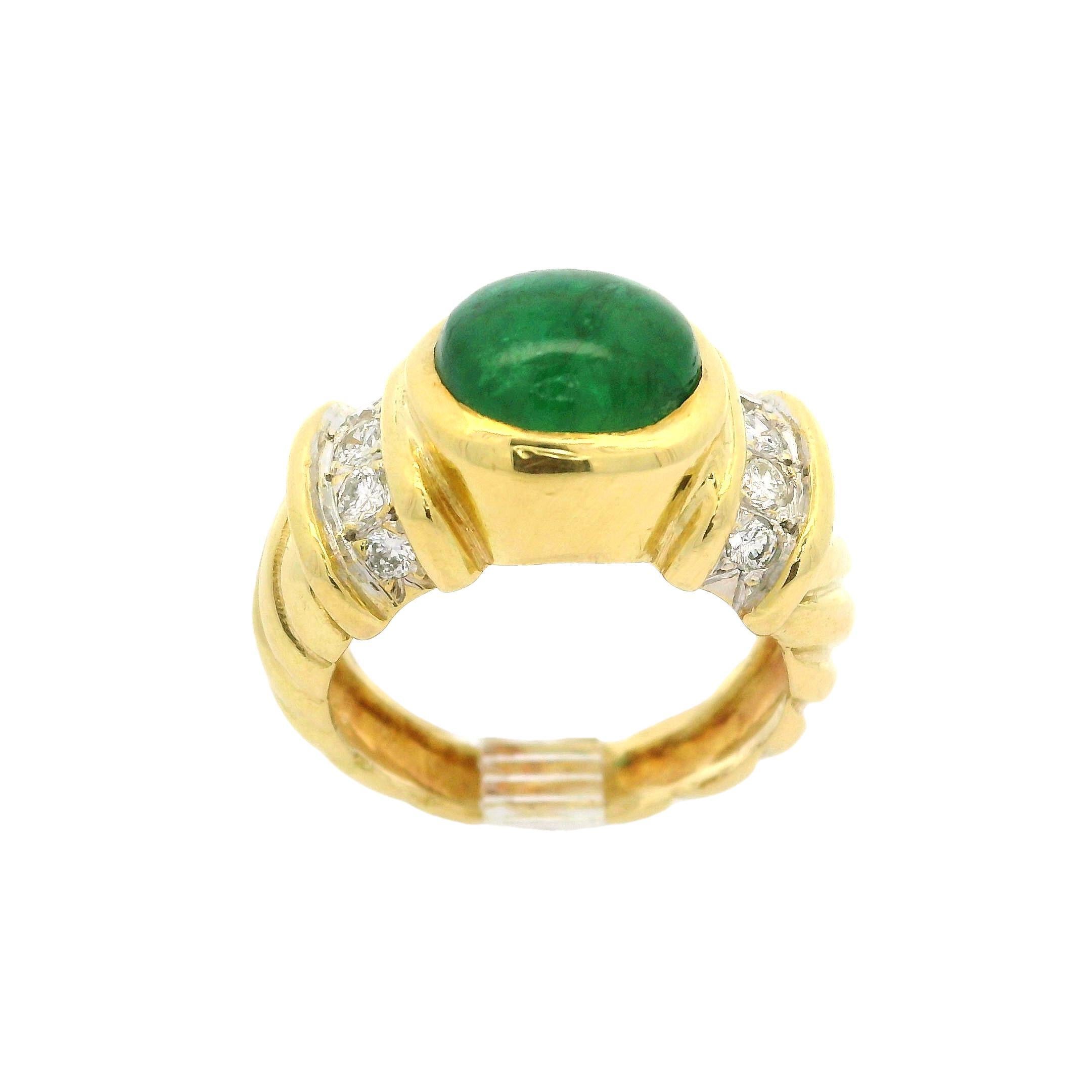 Timeless Bague en or jaune 18 carats GIA 3.05ctw Cabochon Emeraude Diamant Câble Torsadé 7