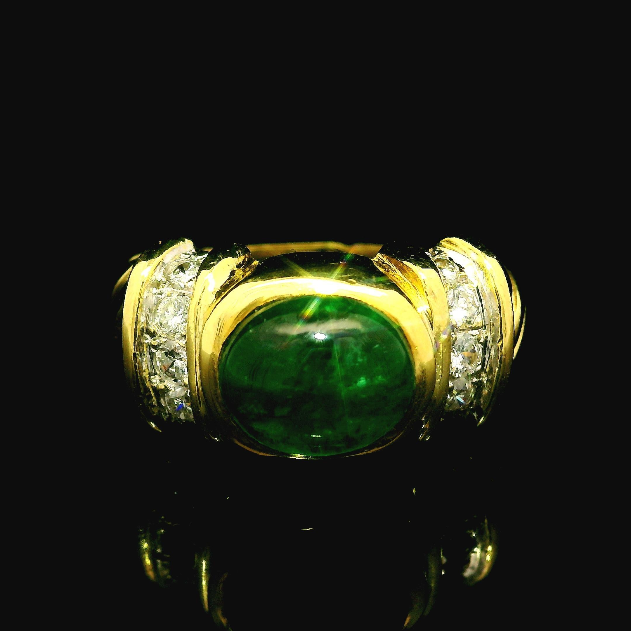 Timeless Bague en or jaune 18 carats GIA 3.05ctw Cabochon Emeraude Diamant Câble Torsadé Excellent état à Montclair, NJ