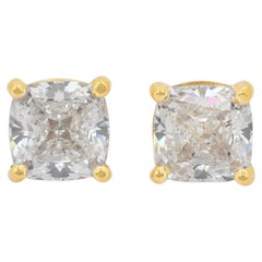 Timeless 2.01ct Diamonds Stud Earrings in 18k Yellow Gold - IGI Certified